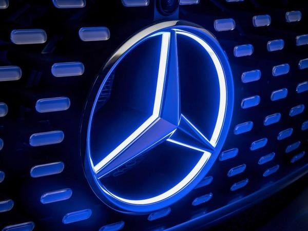 MERCEDES BENZ FRONT GRILL LOGO LED