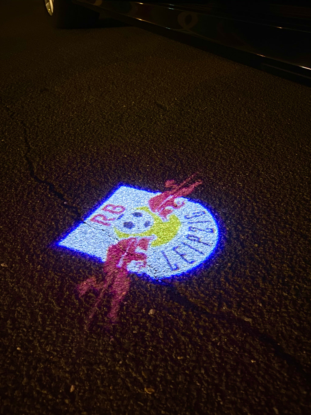 Fußball CLUB Logo Nr.258 (Menge 1 = 2 Logofilme /2 Türleuchten)