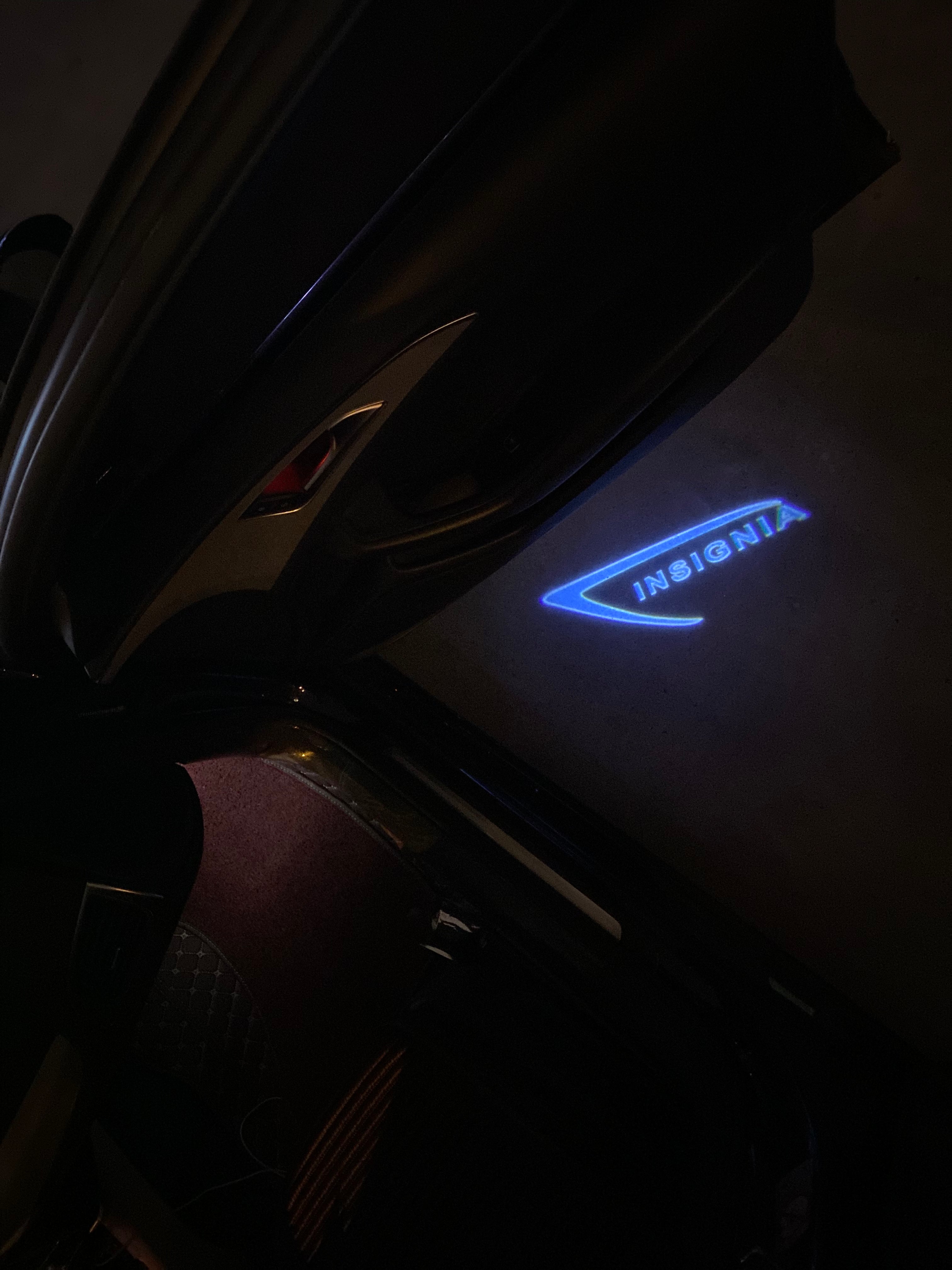 أوبل INSignia LOGO PROJECROTR أضواء Nr.01 (كمية 1 = 1 مجموعات / 2 أضواء الباب)