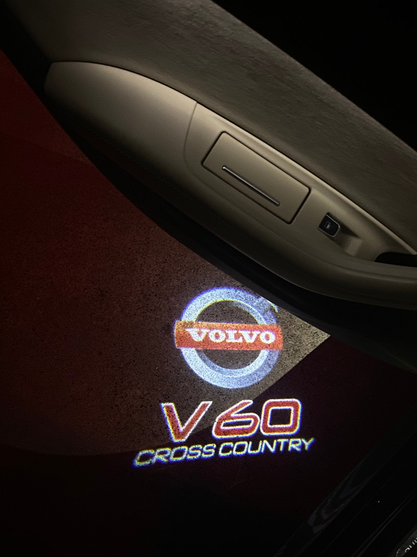 Volvo V60 LOGO PROJECROTR LIGHTS Nr.09  (quantity  1 =  2 Logo Film /  2 door lights)