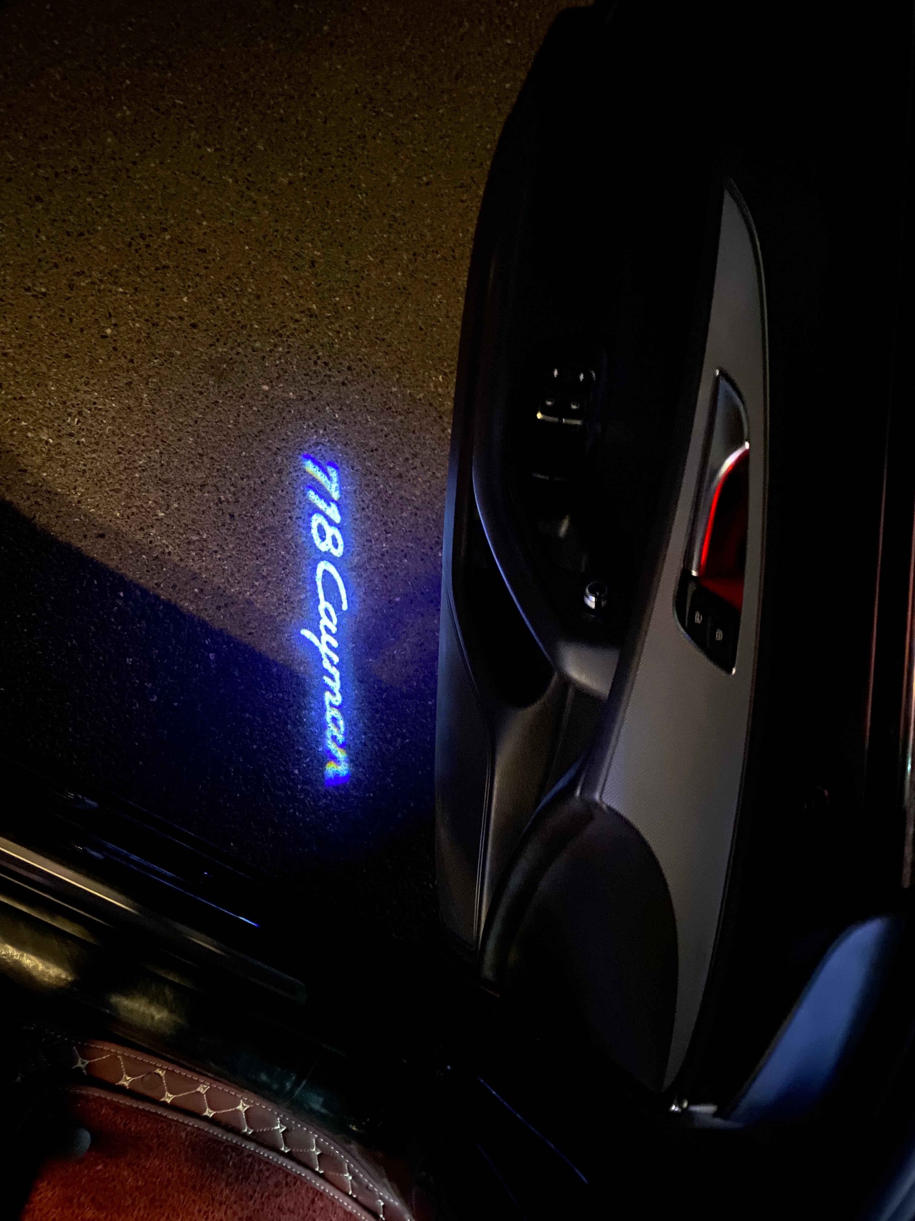 LUCI PORSCHE Cayman LOGO PROJECTOT Nr.10 (quantità 1 = 2 Logo Film / 2 luci porte)