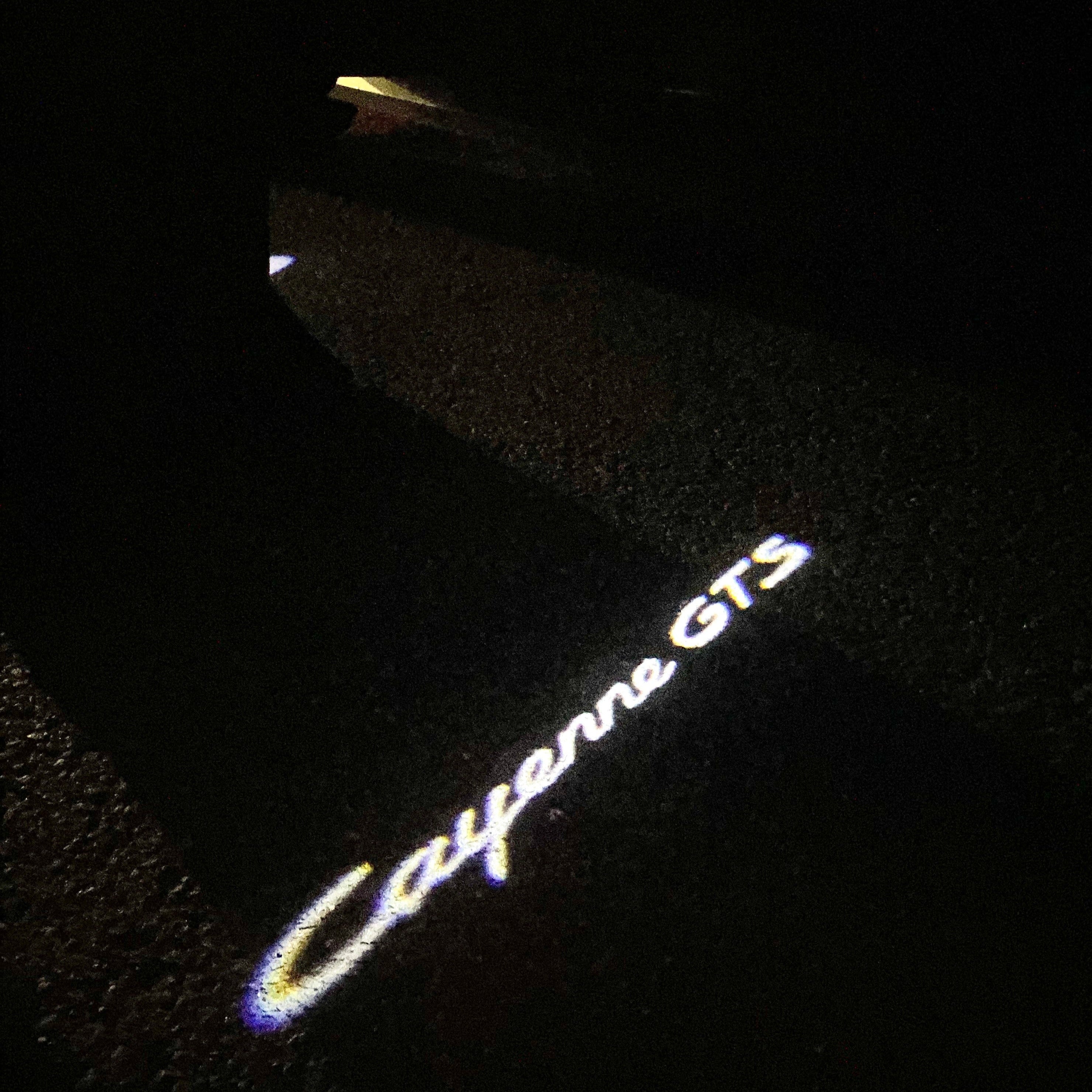 PORSCHE LOGO PROJECTOT LIGHTS Nr.61 (cantidad 1 = 2 logo película / 2 luces de puerta)