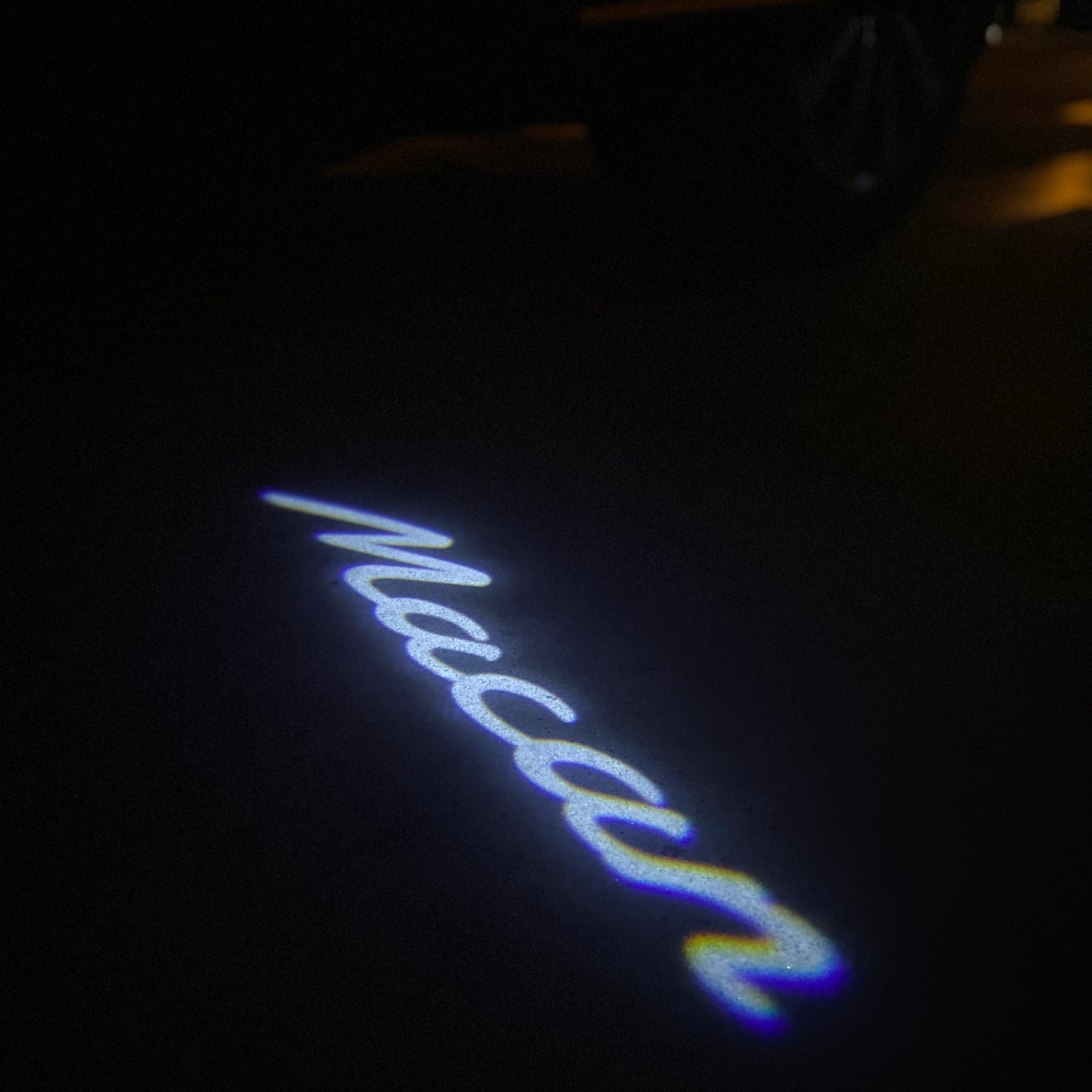 PORSCHE LOGO PROJECTOT LIGHTS Nr.88 (cantidad 1 = 2 logo película / 2 luces de puerta)