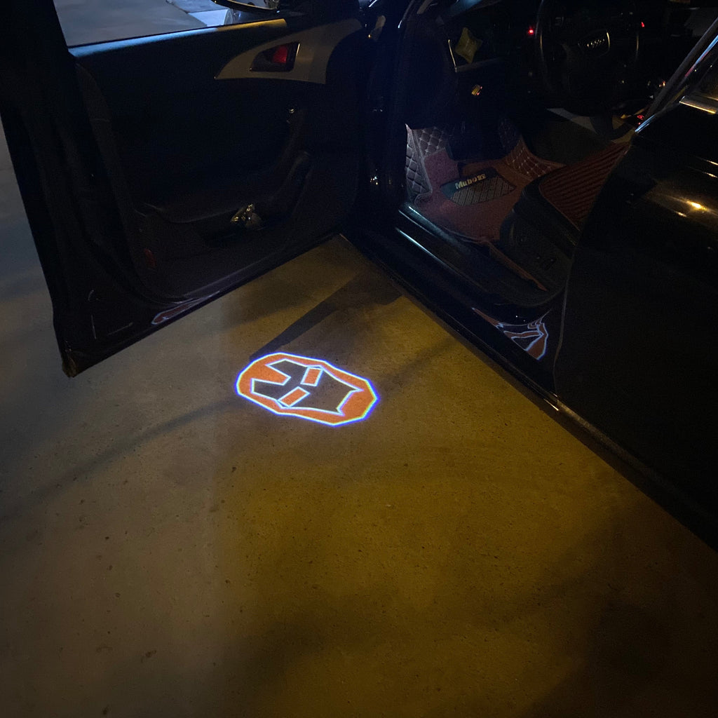 Iron Man Logo Nr.214 (quantité 1 = 2 Logo Films /2 feux de porte)