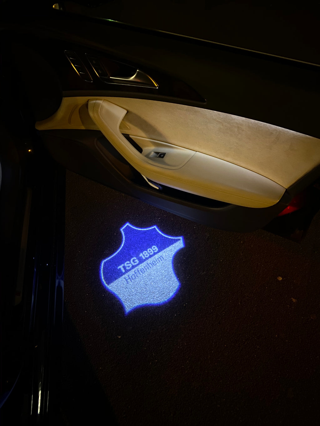 Fußball CLUB Logo Nr.258 (Menge 1 = 2 Logofilme /2 Türleuchten)