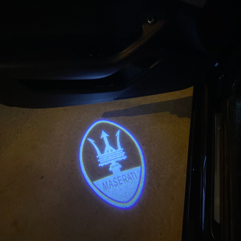 Maserati LOGO PROJECROTR LIGHTS Nr.01 (quantità 1 = 1 set / 2 luci porta)