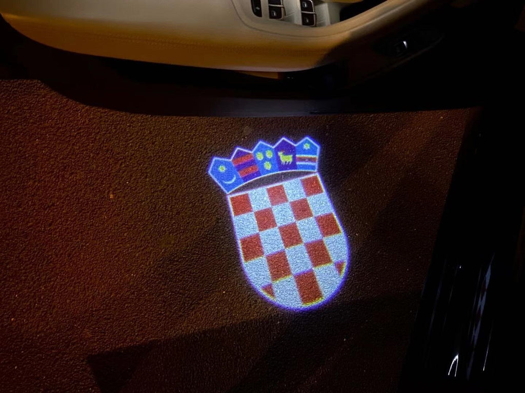 Logo du drapeau national de la Republika Hrvatska (quantité 1 = 1 ensemble / 2 film logo / Peut remplacer des lumières d’autres logos)