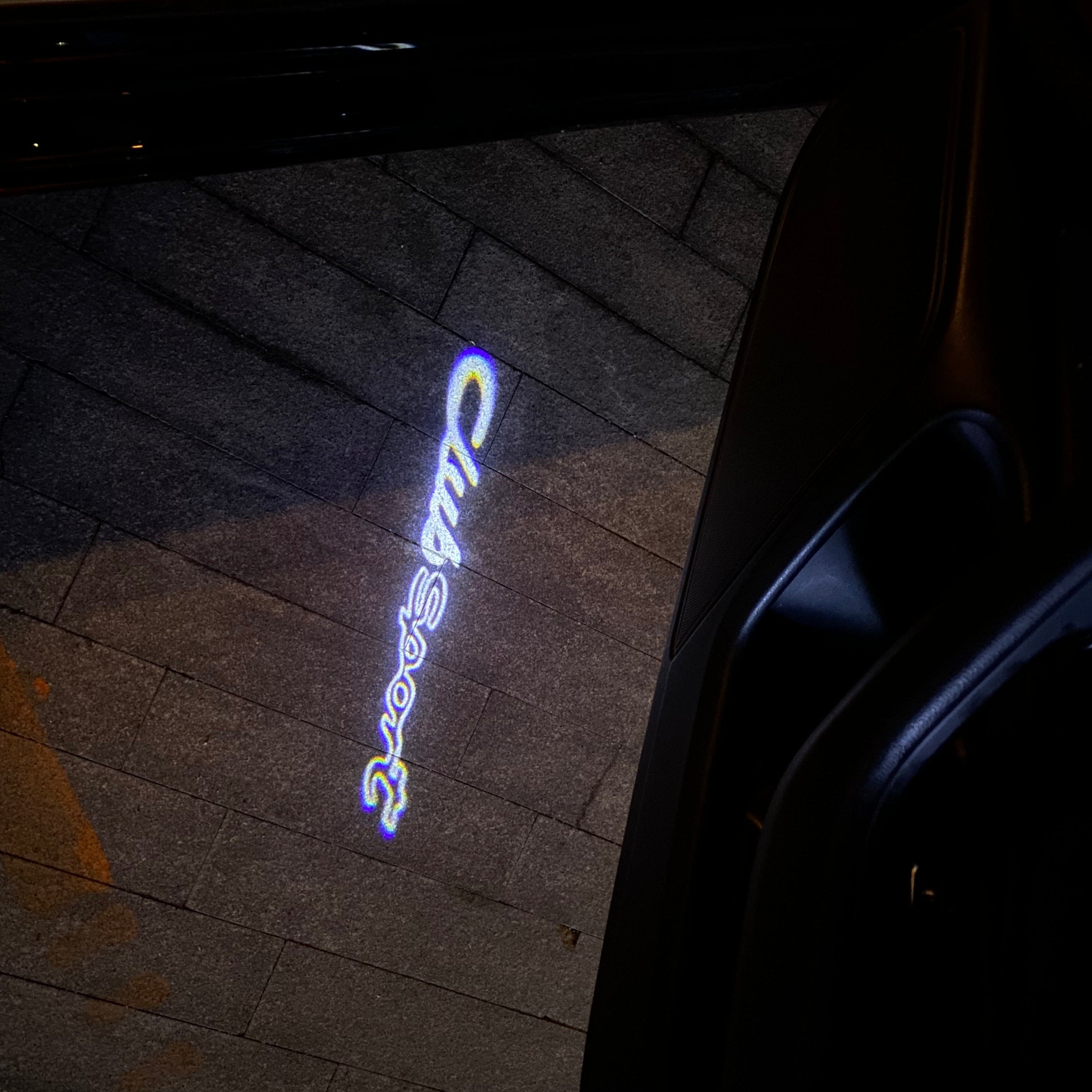 PORSCHE Original LOGO PROJECTOT LIGHTS Nr.06 (quantità 1 = 2 Logo Film / 2 luci porta)