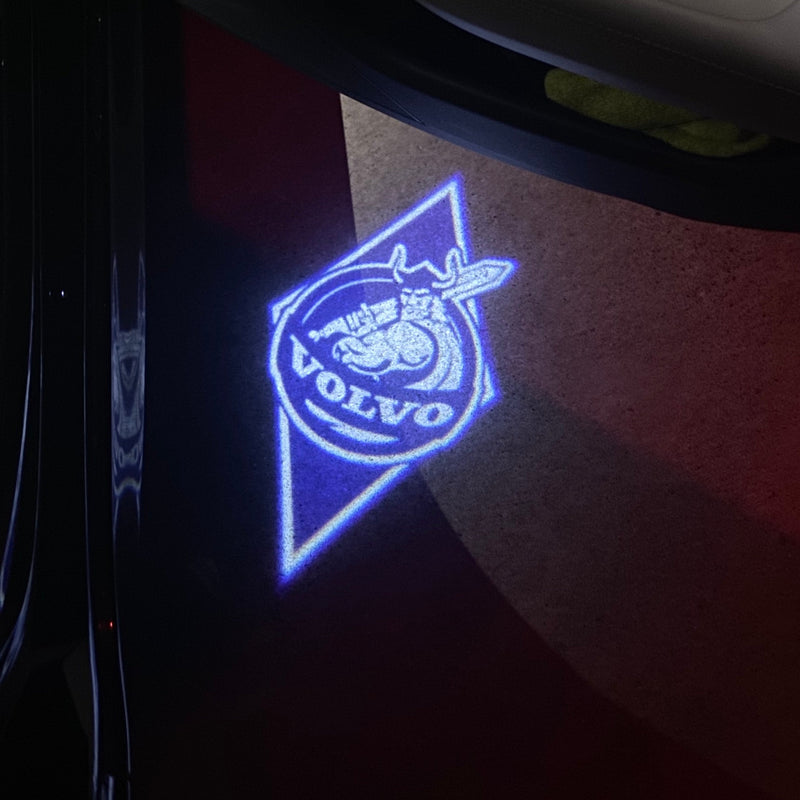 Volvo LOGO PROJECROTR LIGHTS Nr.137 (Menge 1 = 2 Logo Film / 2 Türleuchten)