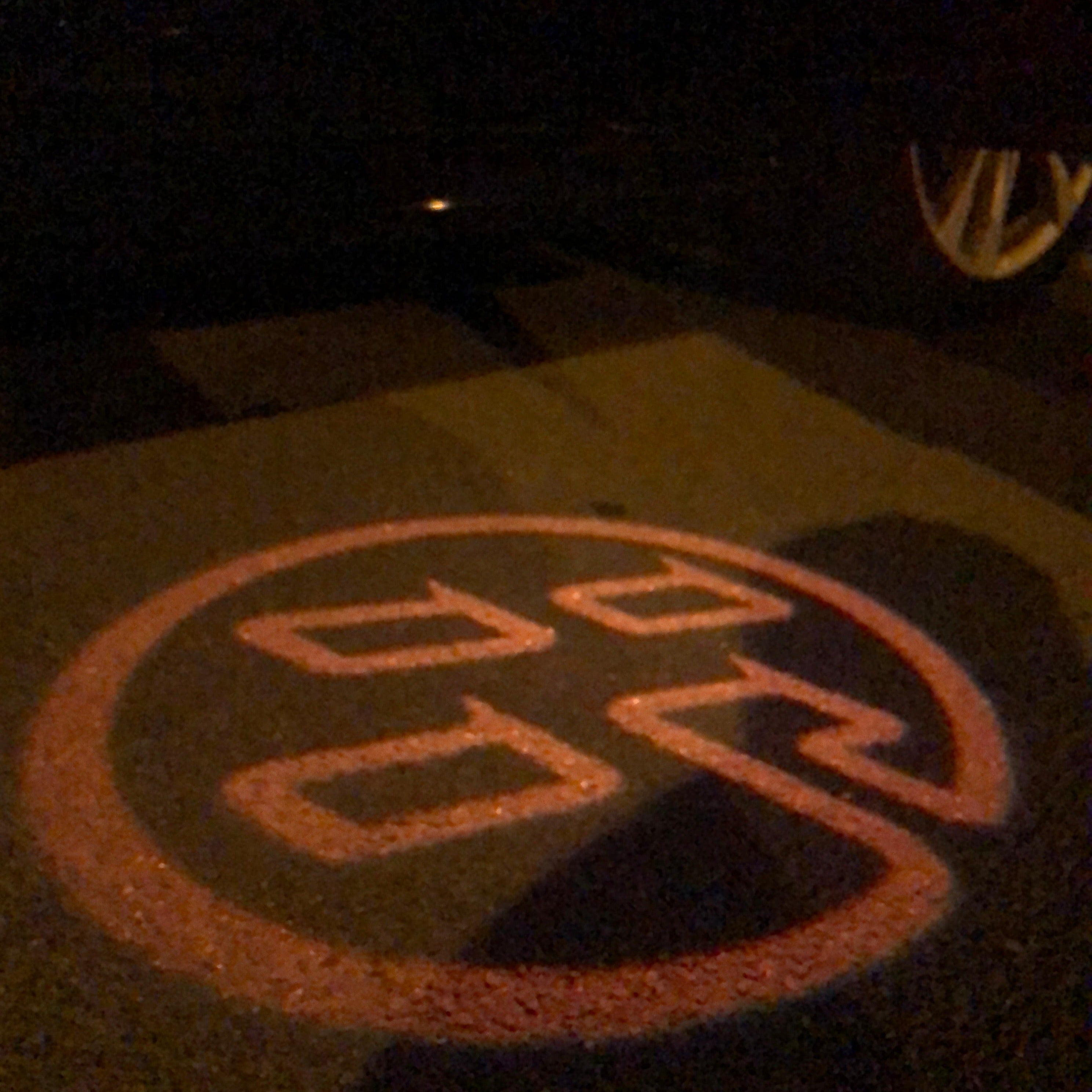 TOYOTA  GT86 LOGO PROJECROTR LIGHTS Nr.04  (quantity 1 = 2 Logo Films /2 door lights）