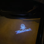 Maserati LOGO PROJECROTR LIGHTS Nr.01 (quantità 1 = 1 set / 2 luci porta)