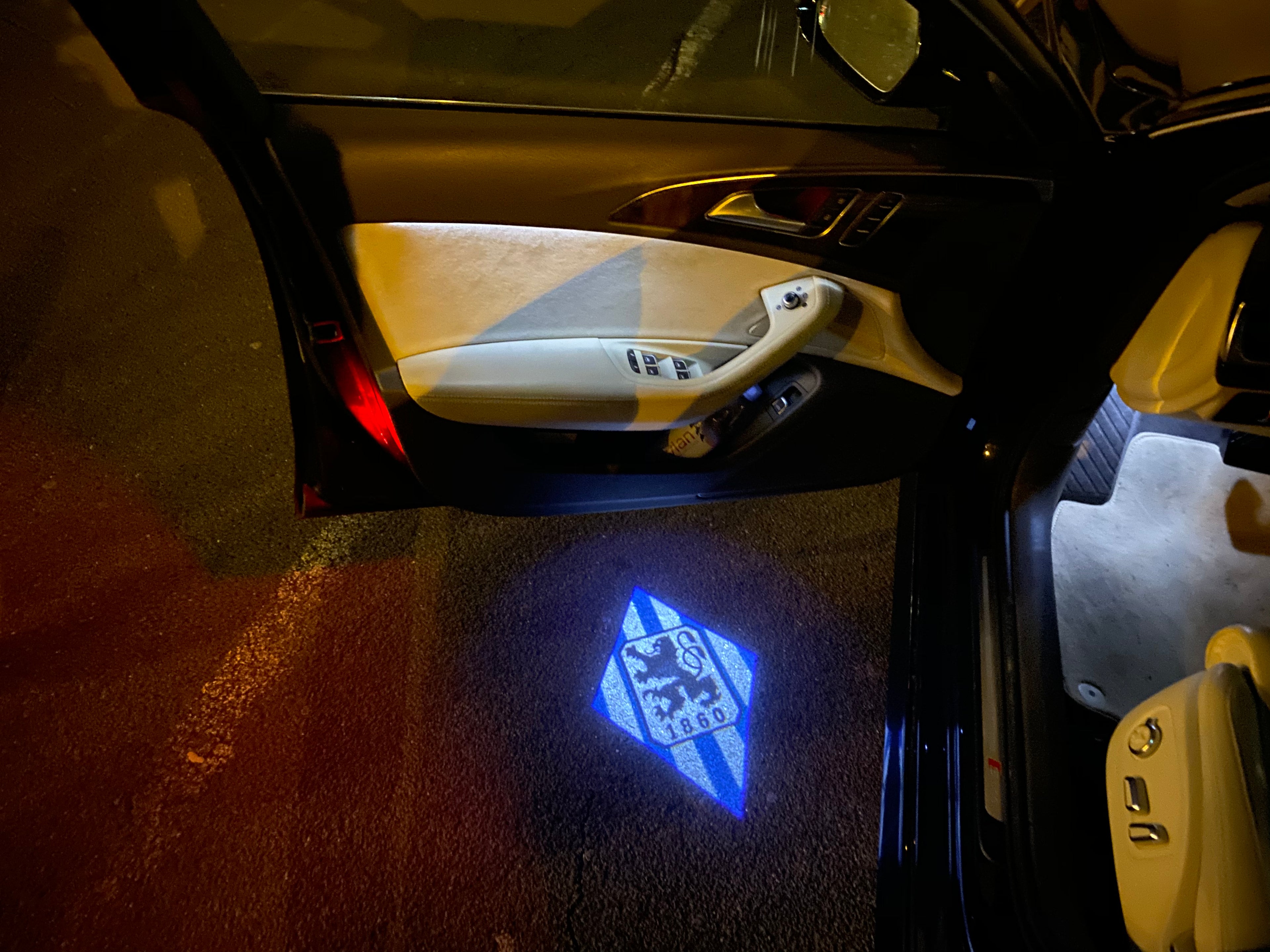 Fußball CLUB Logo Nr.258 (Menge 1 = 2 Logofilme /2 Türleuchten)