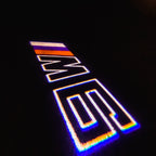 BMW M6 LOGO PROJECTOR LIGHTS Nr.04 (الكمية 1 = 1 مجموعة / 2 أضواء باب)