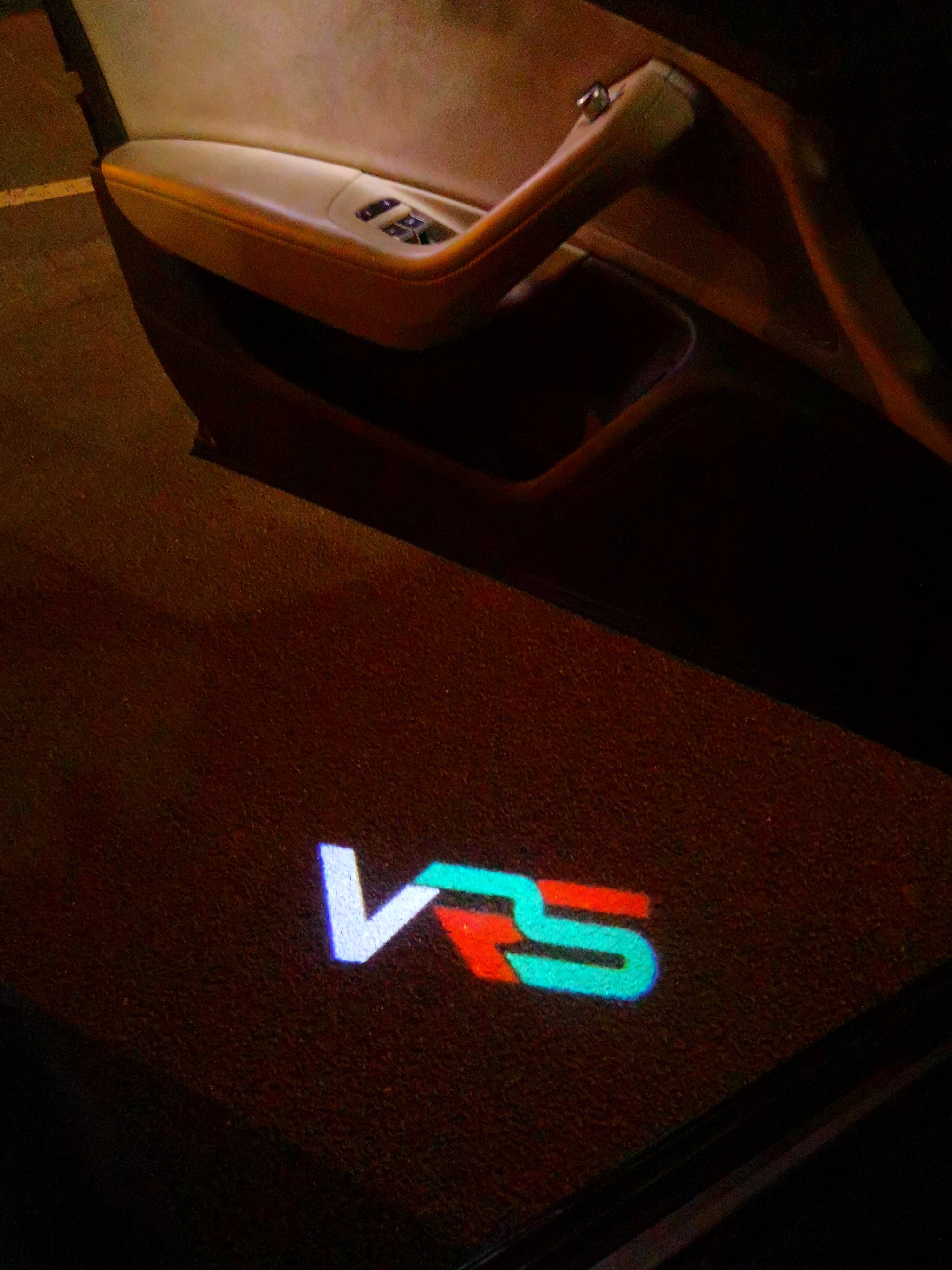 SKODA VRS LOGO PROJECTOT LIGHTS Nr.26 (quantity  1 =  2 Logo Film /  2 door lights)