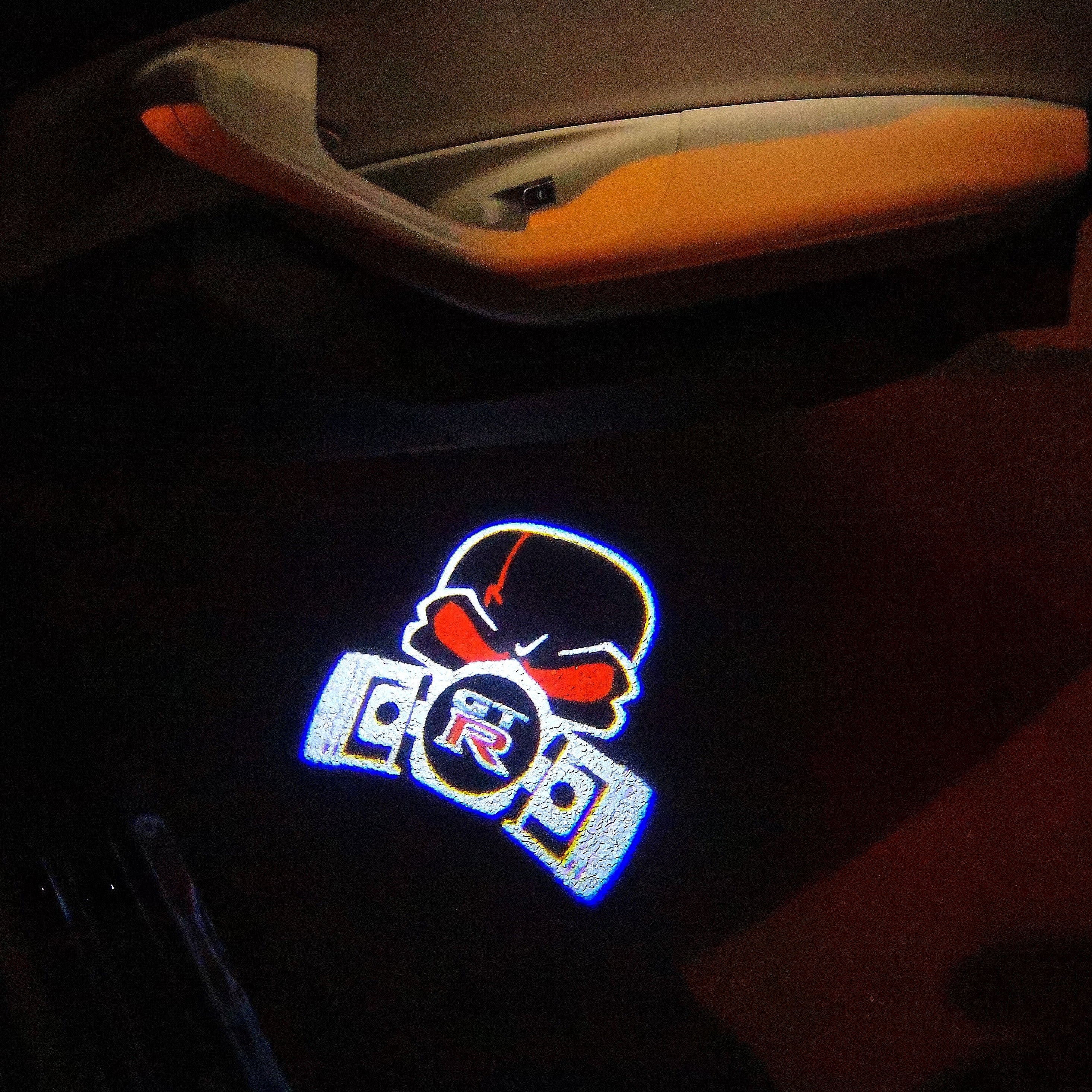 GTR R35 MASK LOGO PROJECTOT LIGHTS Nr.02 (Menge 1 = 2 Logofolien /2 Türleuchten)