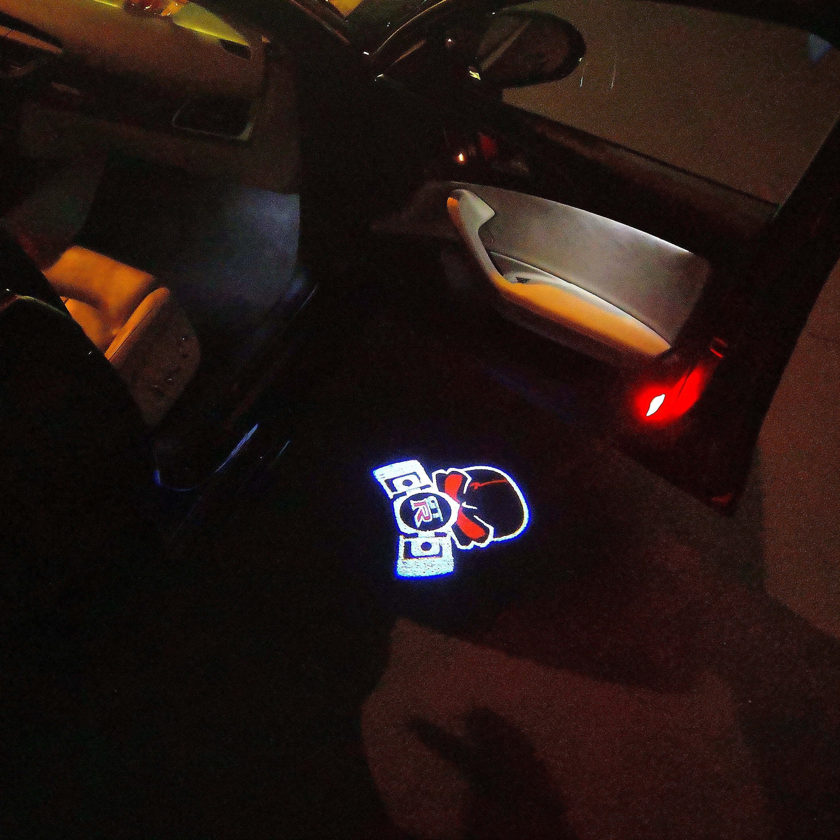 GTR R35 MASK LOGO PROJECTOT LIGHTS Nr.02 (Menge 1 = 2 Logofolien /2 Türleuchten)