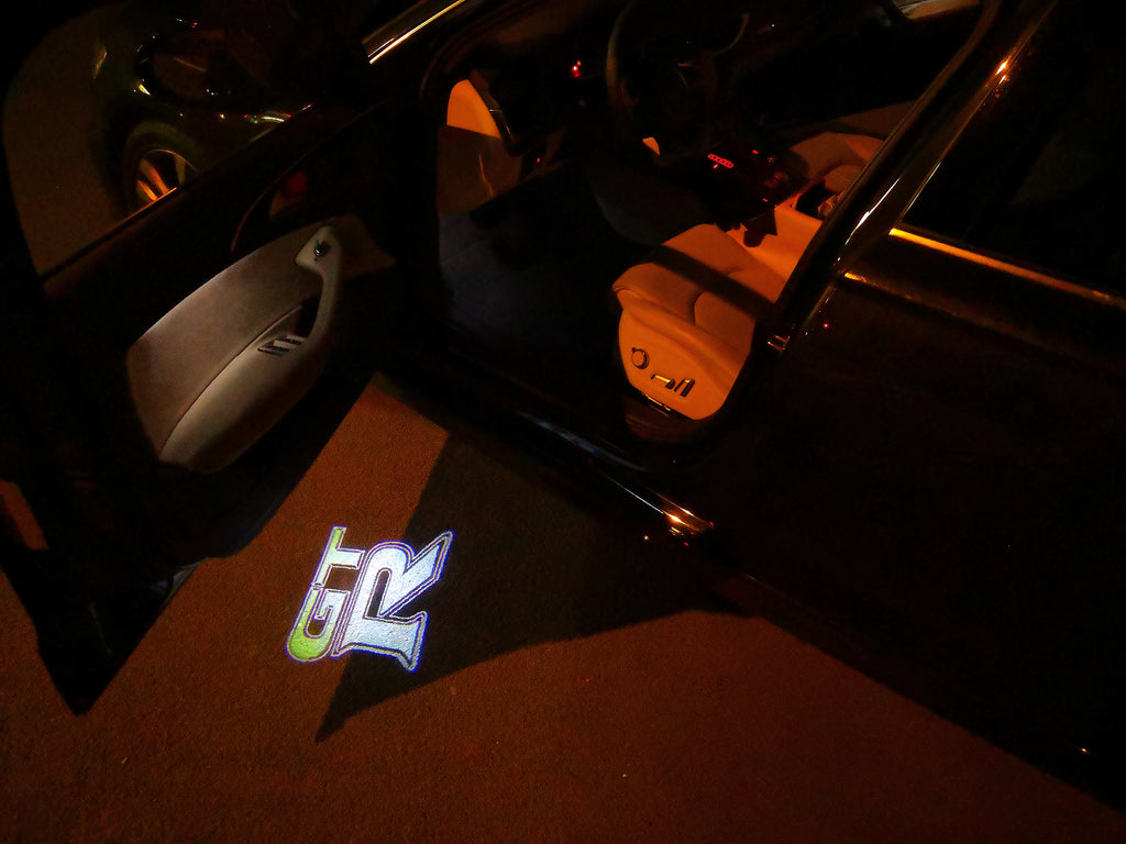 LUCES DE PROYECTOR DE LOGOTIPO GTR-R35 N ° 07 (cantidad 1 = 2 películas con logotipo / 2 luces de puerta)