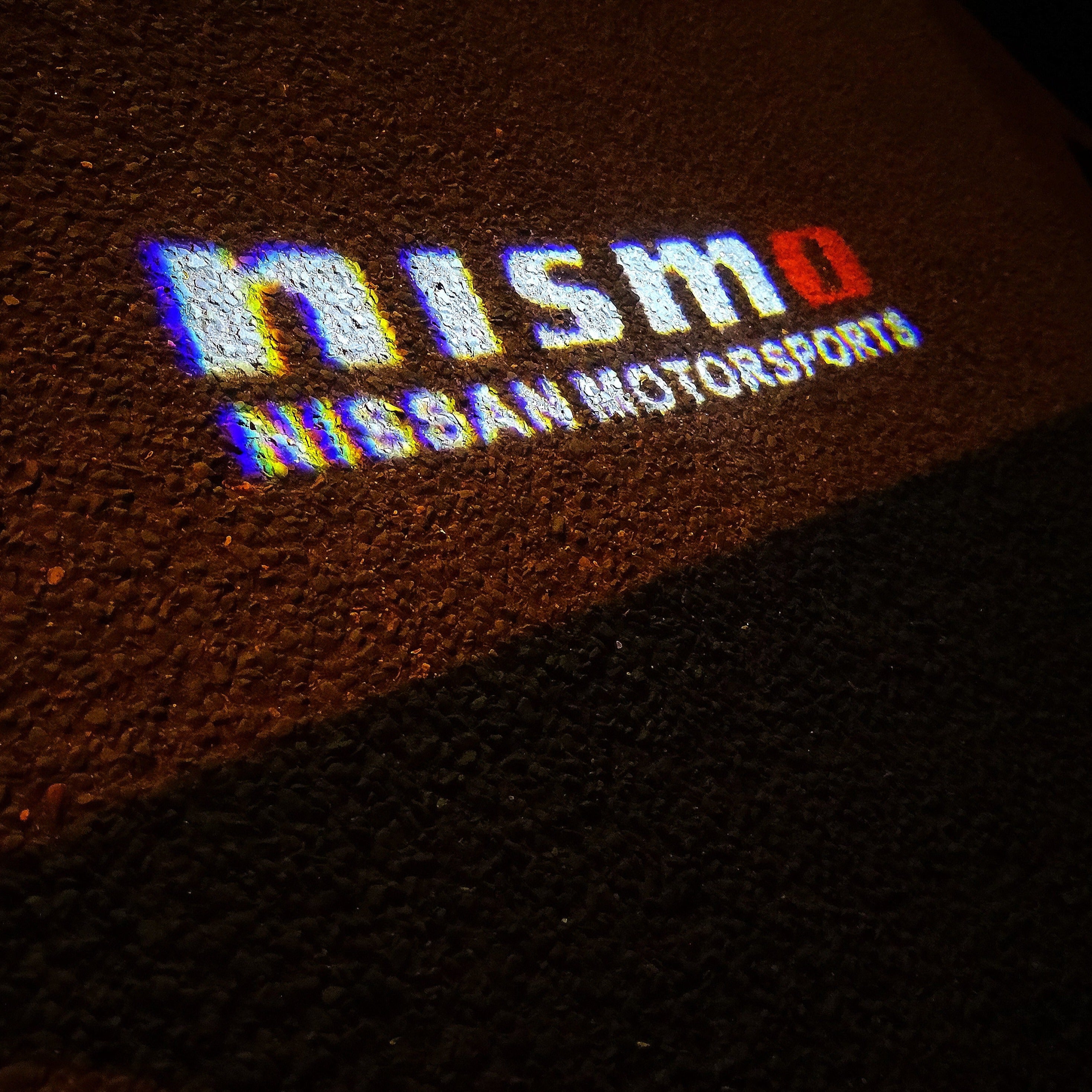 GTR-R35 NISMO LOGO PROJECTOT LIGHTS Nr.13 (Menge 1 = 2 Logo Folien /2 Türleuchten)