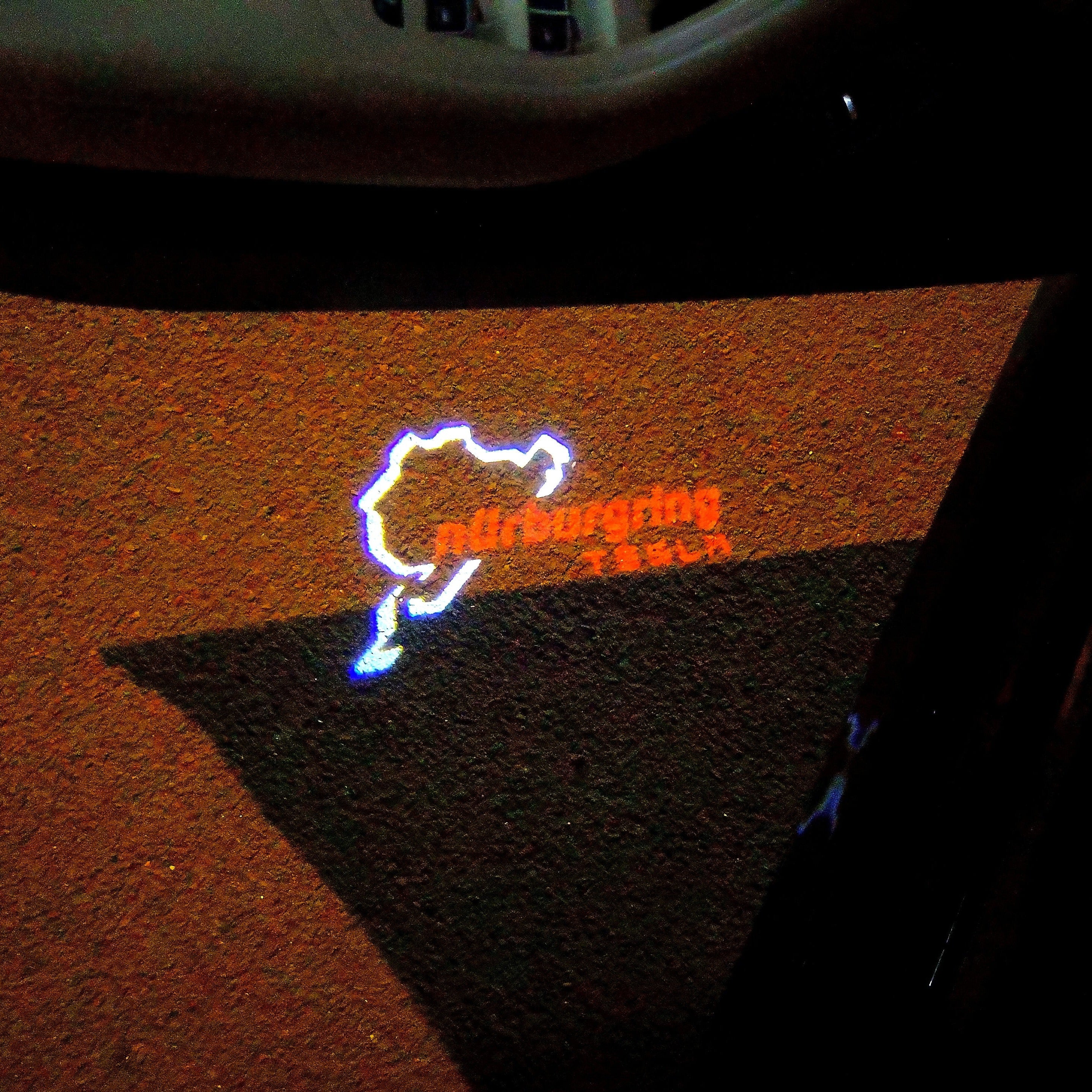 Tesla NÜRBURGRING LOGO N. 24 (quantità 1 = 1 set/2 dalle luci)