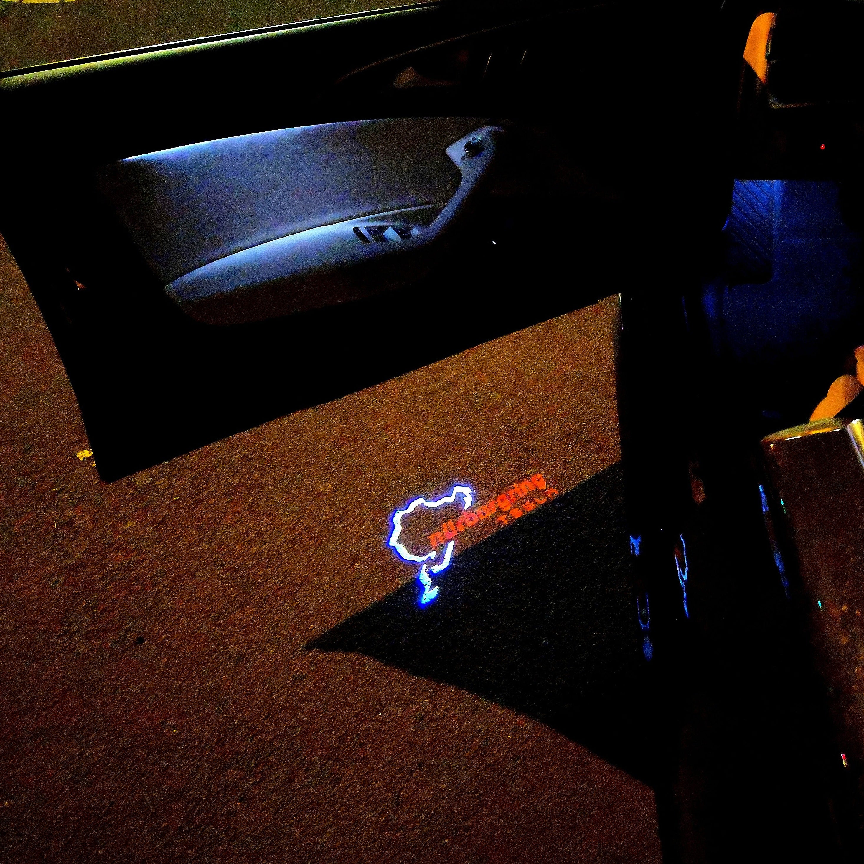 Tesla NÜRBURGRING LOGO N. 24 (quantità 1 = 1 set/2 dalle luci)