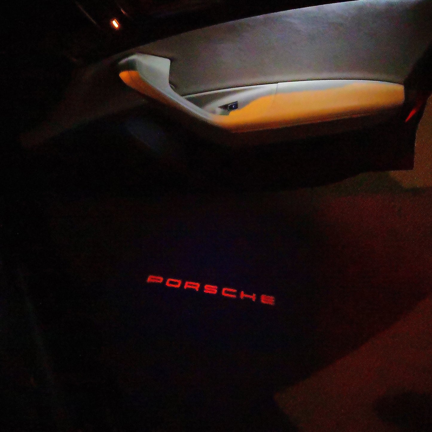 PORSCHE Original LOGO PROJECTOR LIGHTS Nr.31 (Menge 1 = 2 Logo Film / 2 Türlichter)