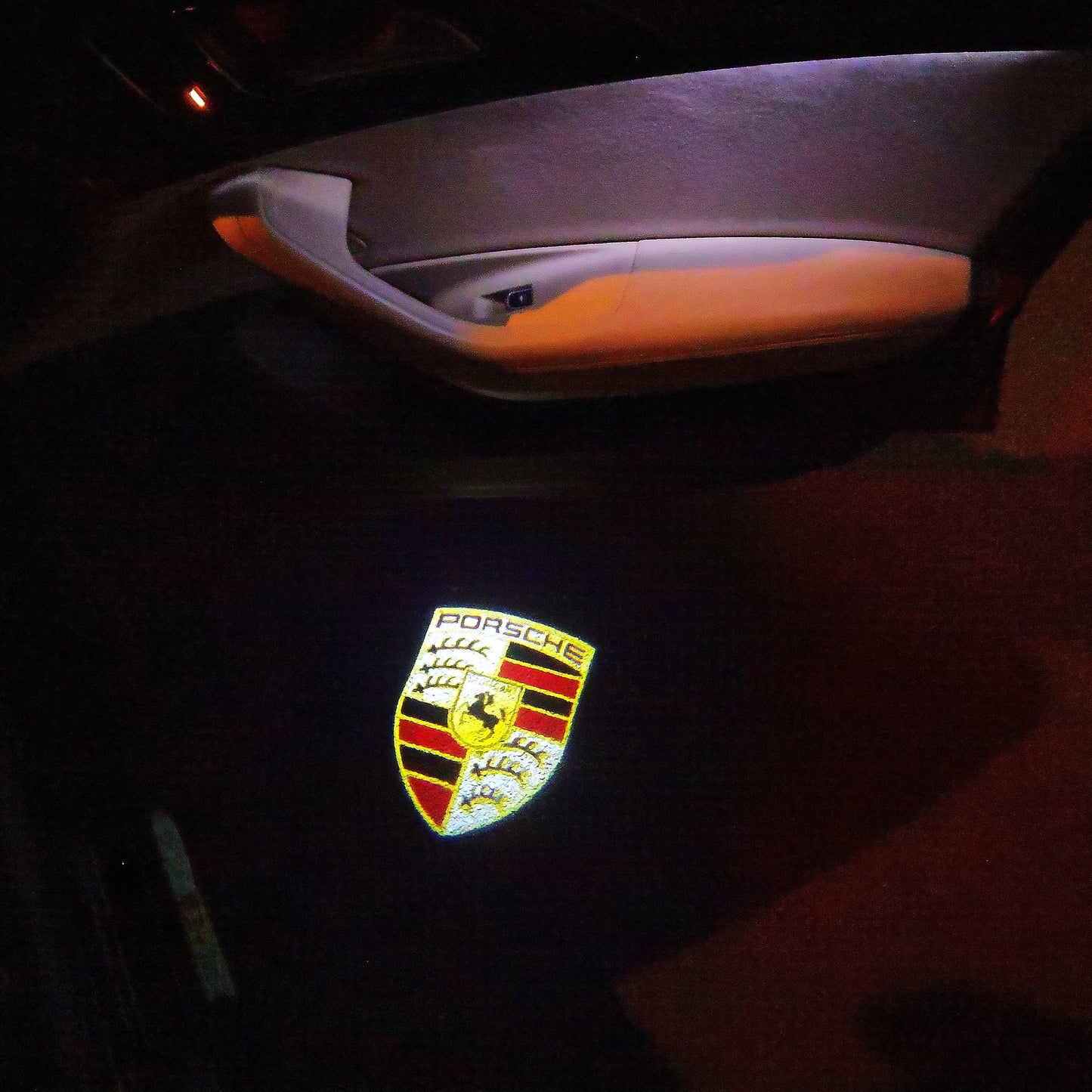 LUCES DE PROYECTOR DE LOGOTIPO ORIGINAL PORSCHE N ° 03 (cantidad 1 = 2 Película de logotipo / 2 luces de puerta)