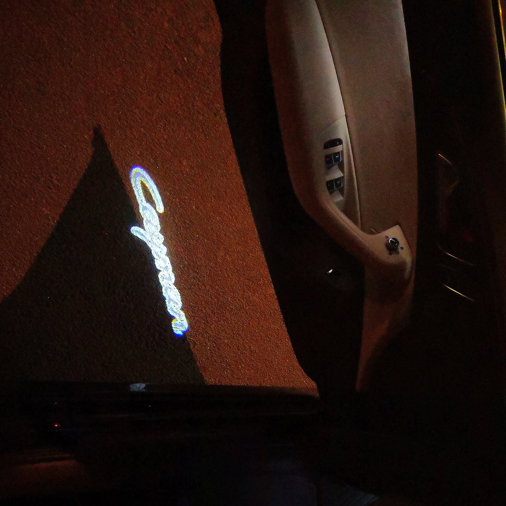 PORSCHE Cayenne LOGO PROJECTOT LIGHTS Nr.09 (quantità 1 = 2 Logo Film / 2 luci porta)