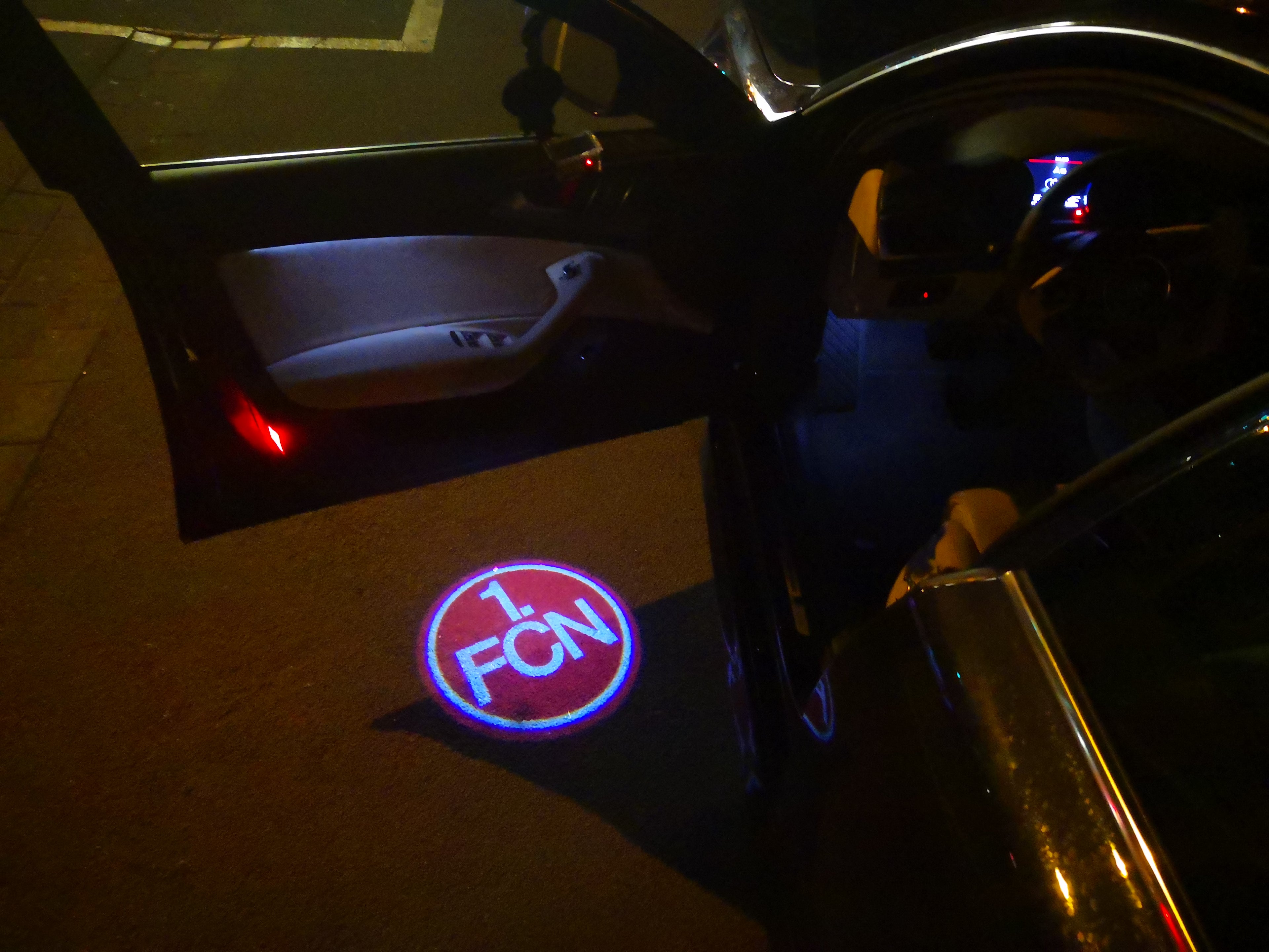 football club FCN Logo Nr.217  (quantity 1 = 2 Logo Films /2 door lights）