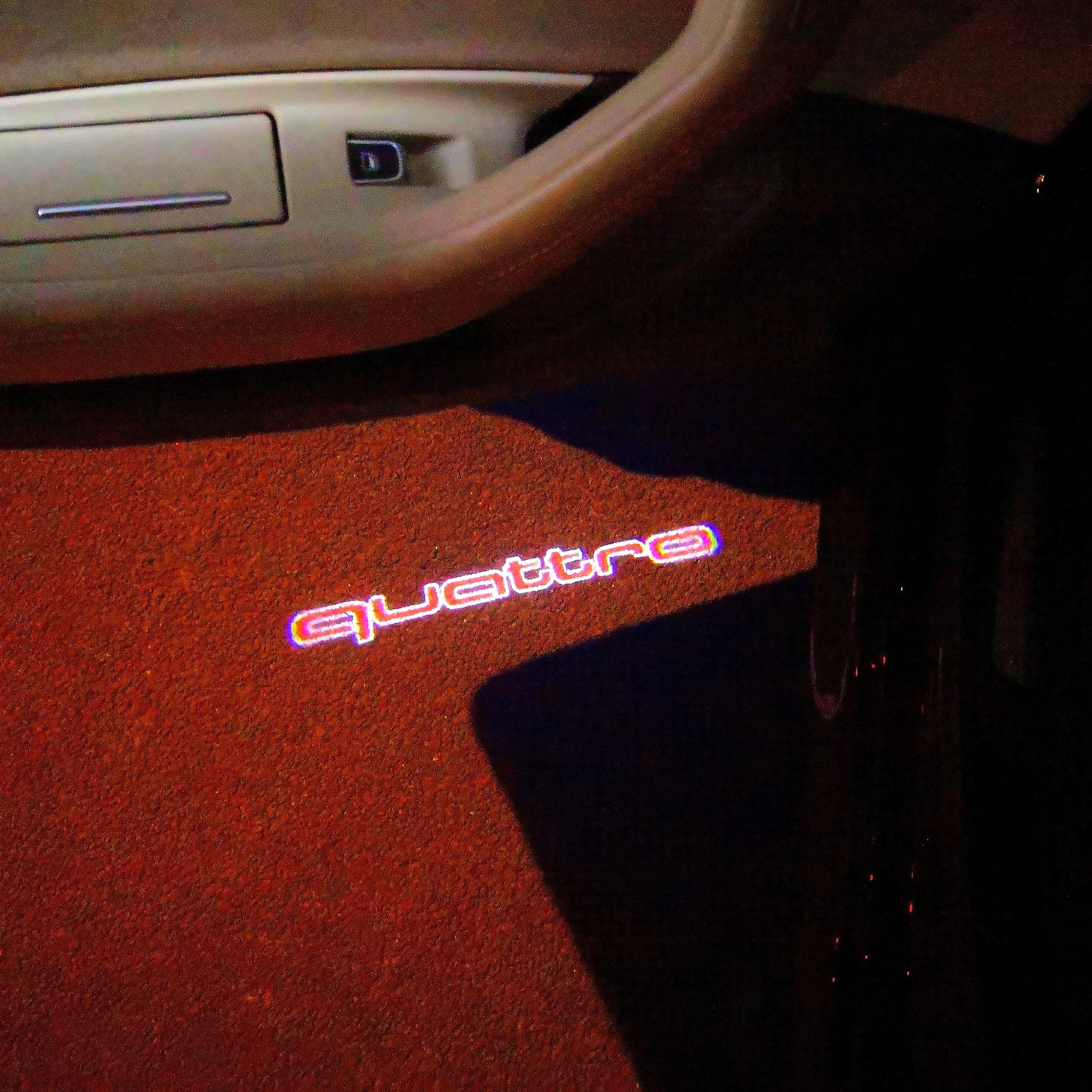 AUDI LOGO PROJECTOT LIGHTS Nr.95 (quantità 1 = 2 Logo Films /2 luci porta)