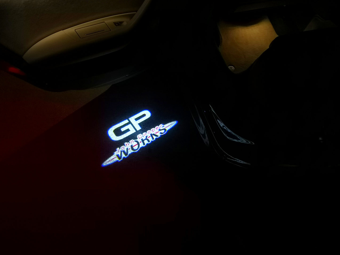 MINI GP LOGO PROJECROTR LIGHTS Nr.159 (cantidad 1 = 2 logo película / 2 luces de puerta)