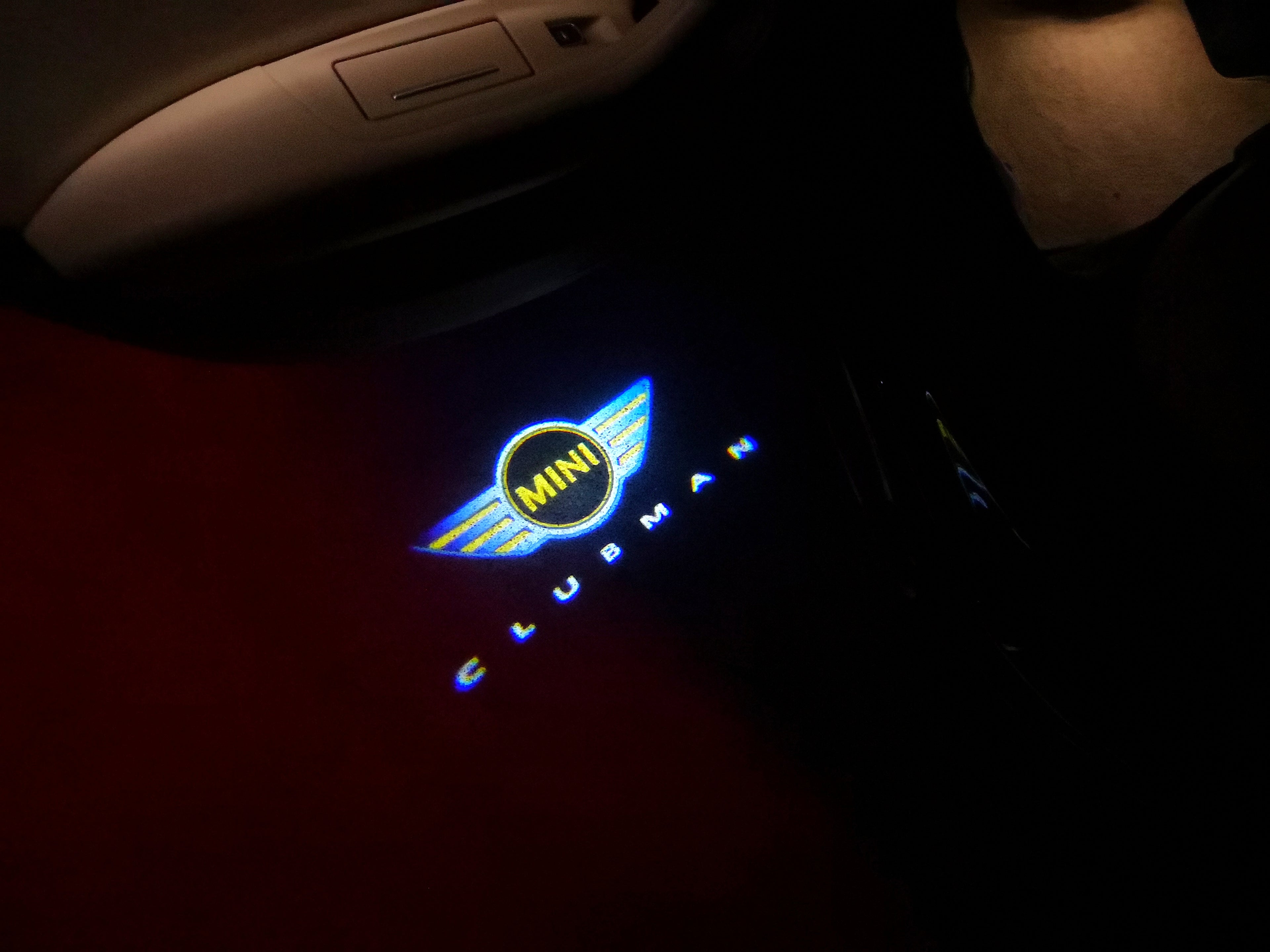 MINI CLUBMAN LOGO PROJECROTR LIGHTS Nr.95 (quantité 1 = 2 Logo Film / 2 feux de porte)