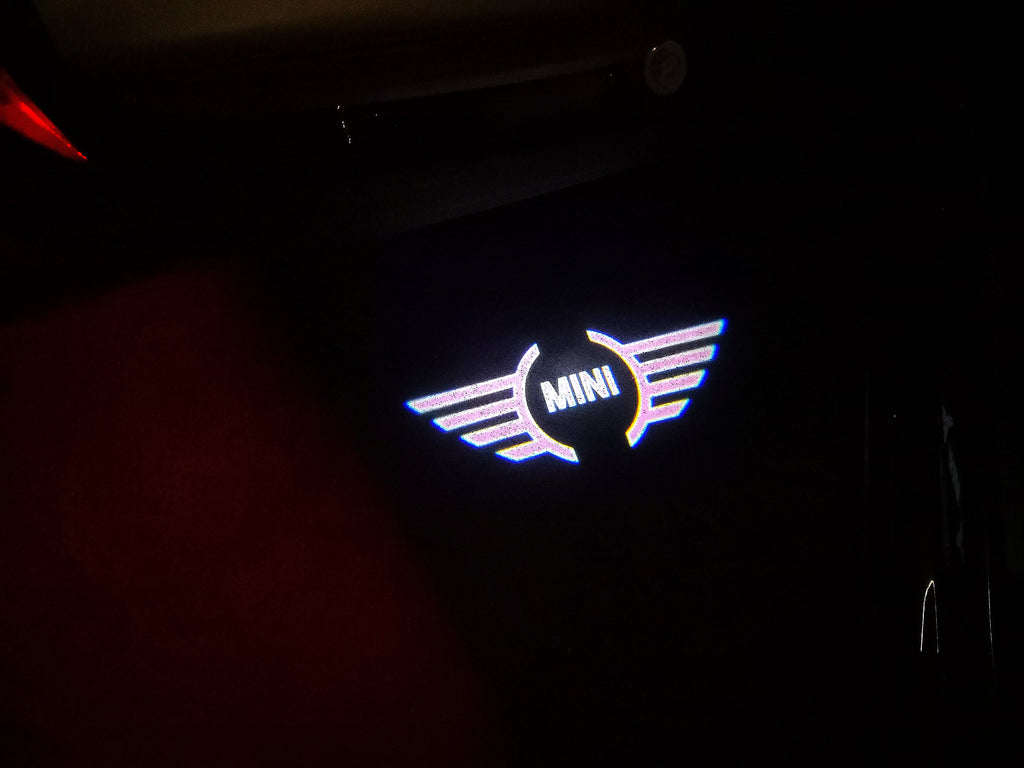 MINI LOGO PROJECROTR LIGHTS Nr.83 (cantidad 1 = 2 logo película / 2 luces de puerta)