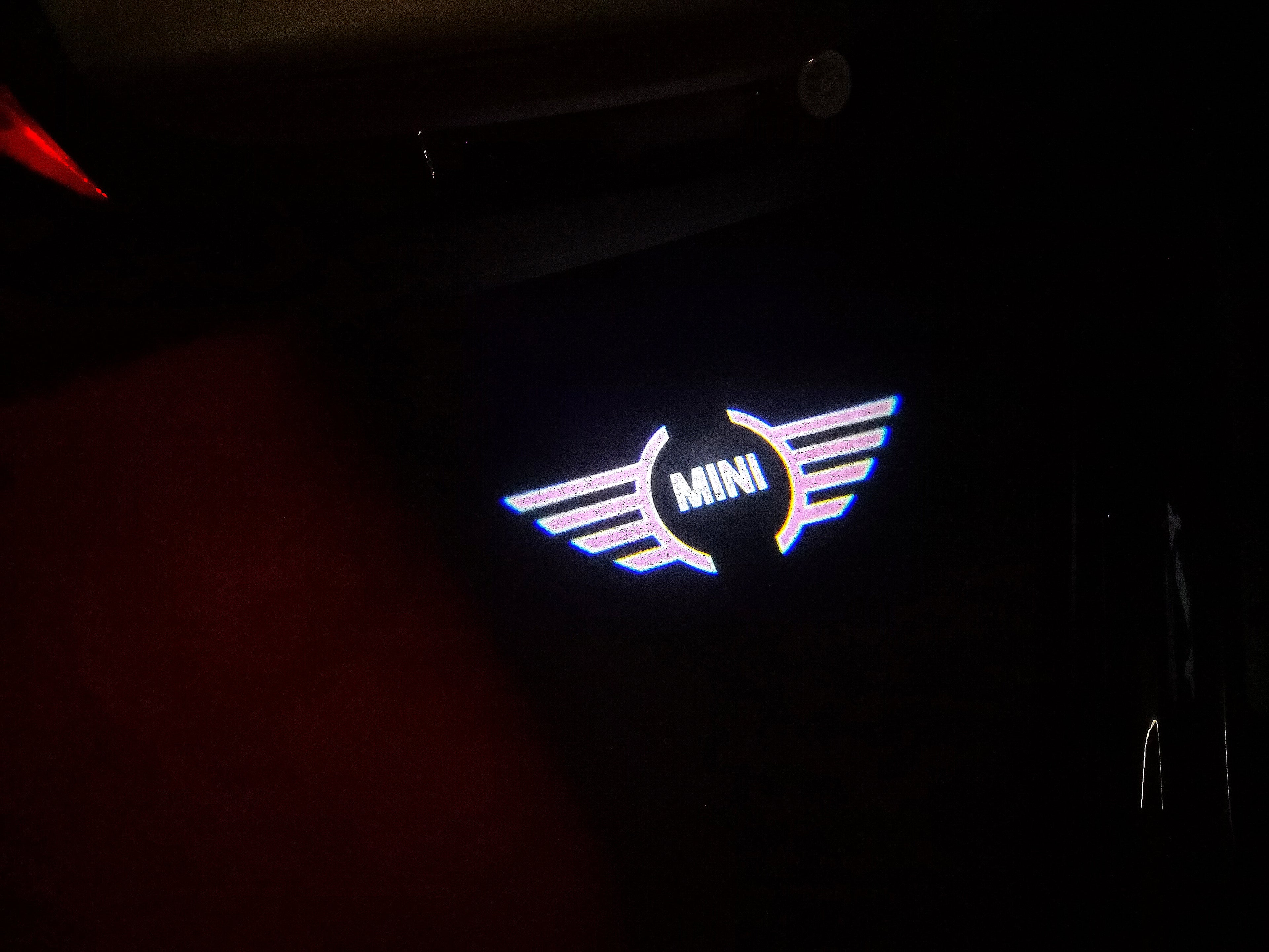 MINI LOGO PROJECROTR LIGHTS Nr.83 (Menge 1 = 2 Logo Film / 2 Türleuchten)