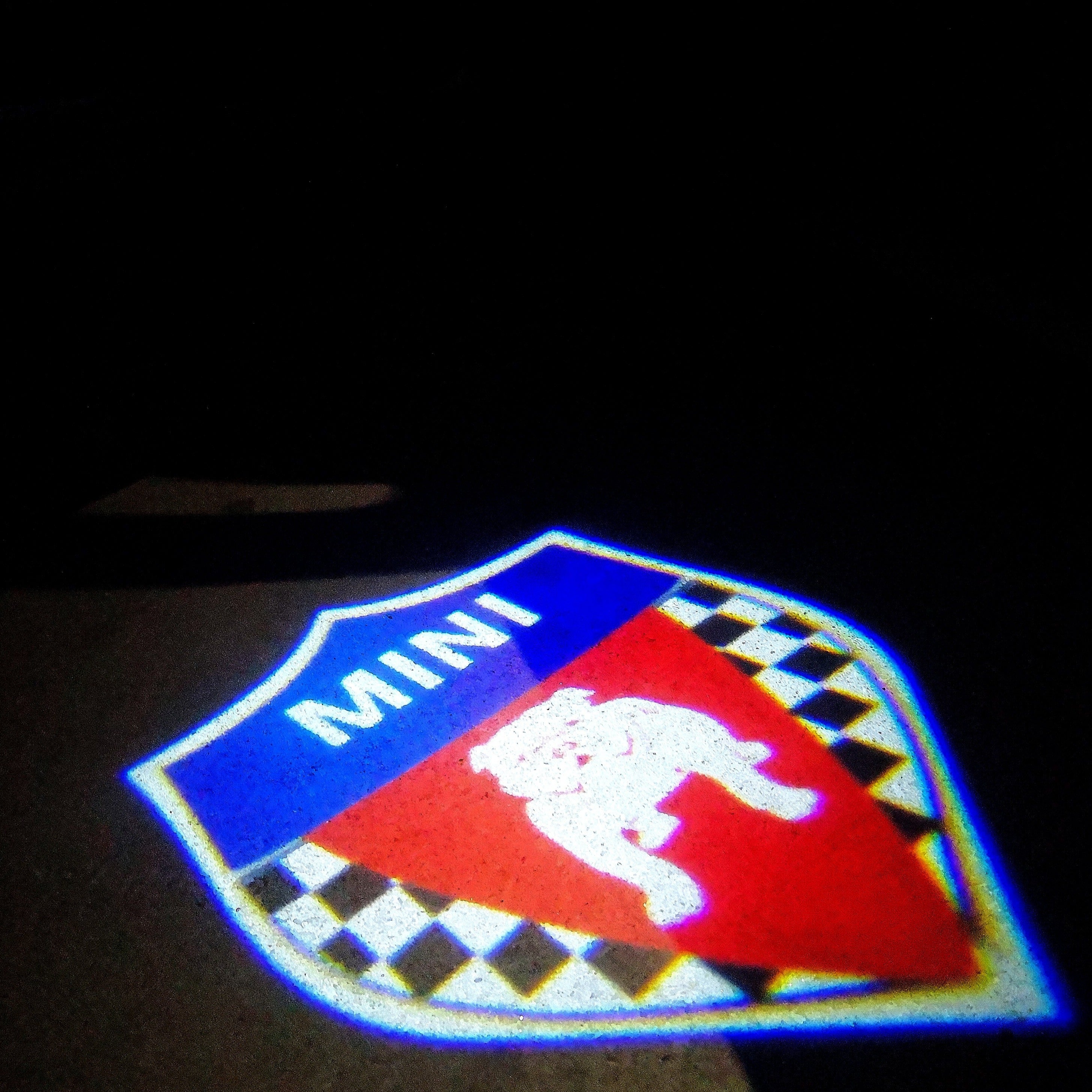 PROJECTEURS MINI LOGO N ° 45 (quantité 1 = 2 Film Logo / 2 lumières de porte)