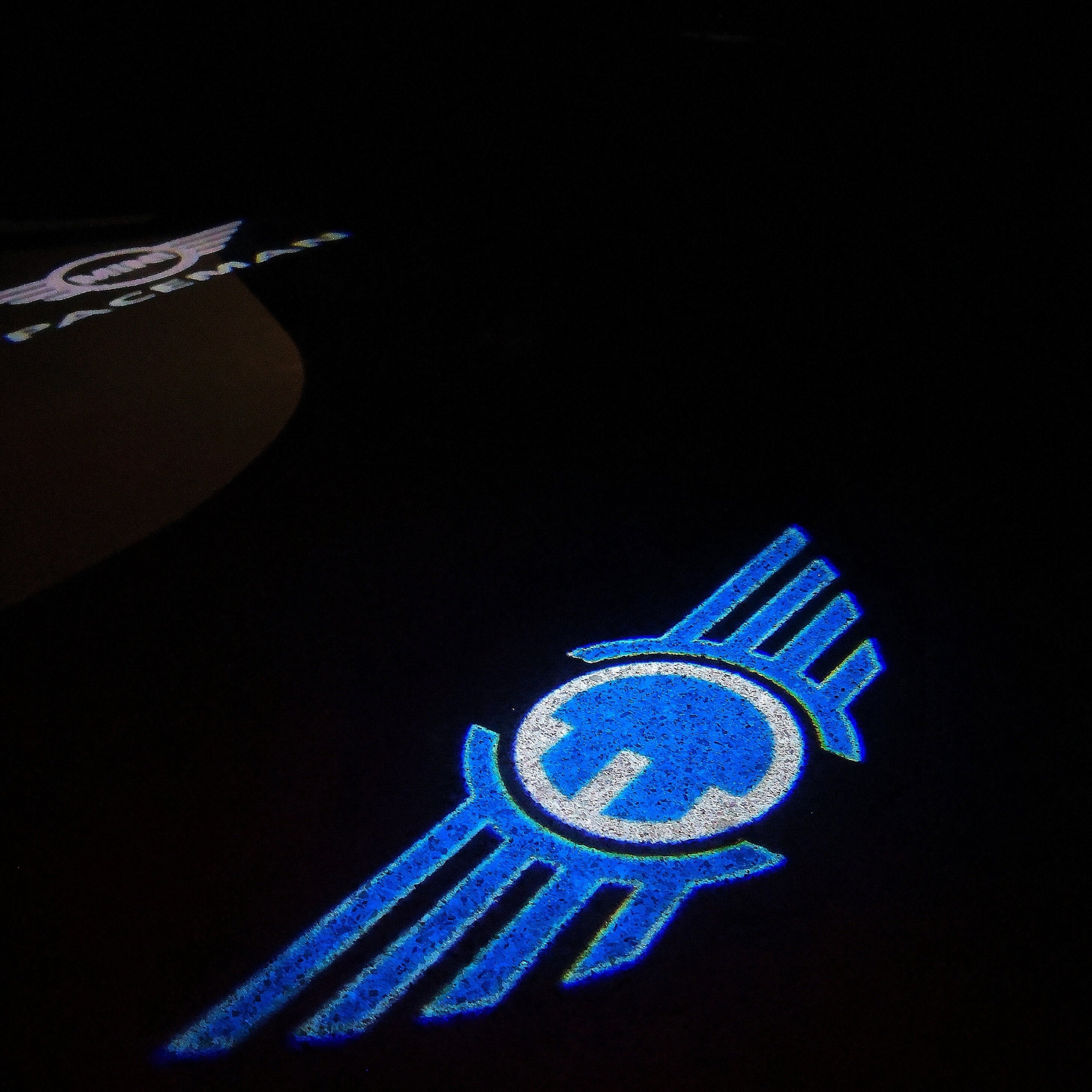 MINI ELECTRIC LOGO PROJECROTR LIGHTS Nr.100 (quantità 1 = 2 Logo Film / 2 luci porta)