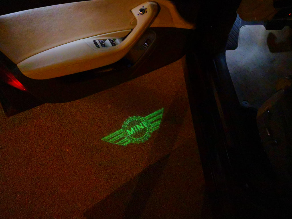 MINI LOGO PROJECROTR LIGHTS Nr.58 (quantité 1 = 2 Logo Film / 2 feux de porte)