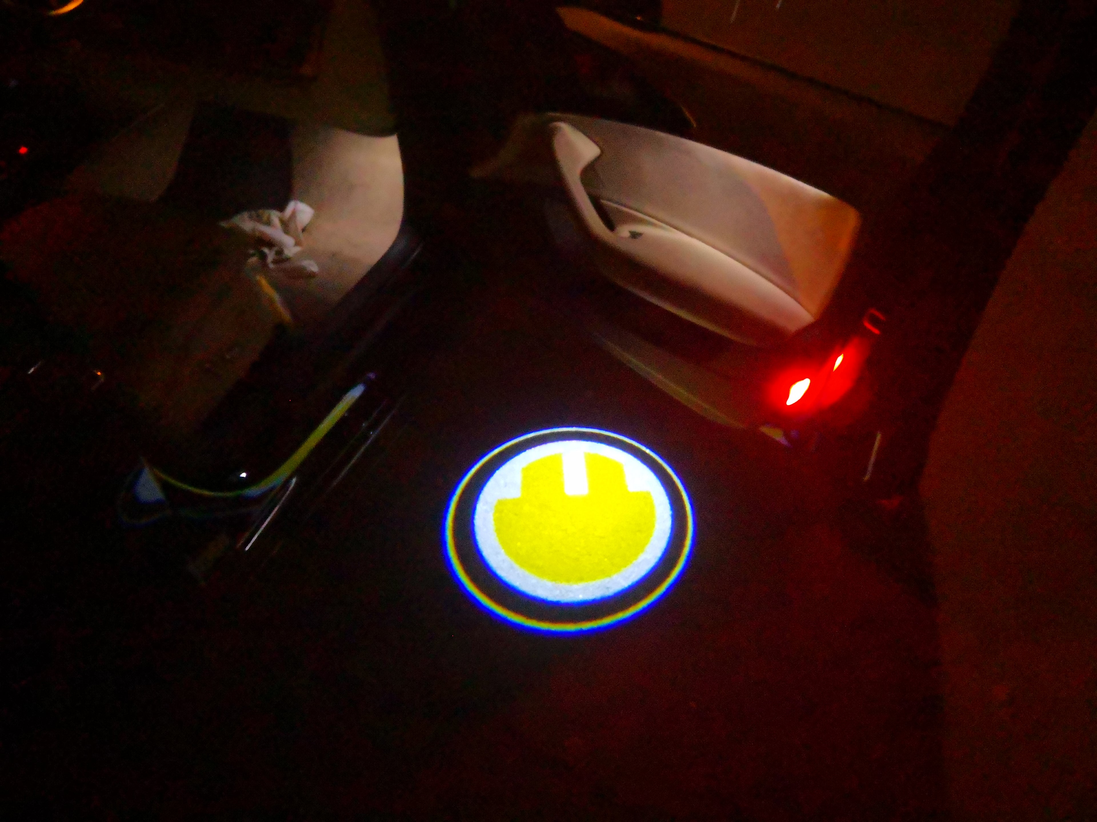 MINI ELECTRIC LOGO PROJECROTR LIGHTS Nr.81 (quantité 1 = 2 Logo Film / 2 feux de porte)