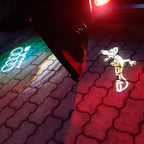 AUDI QUATTRO GECKO LOGO PROJECTOT LIGHTS Nr.64 (Menge 1 = 2 Logofolien /2 Türleuchten)