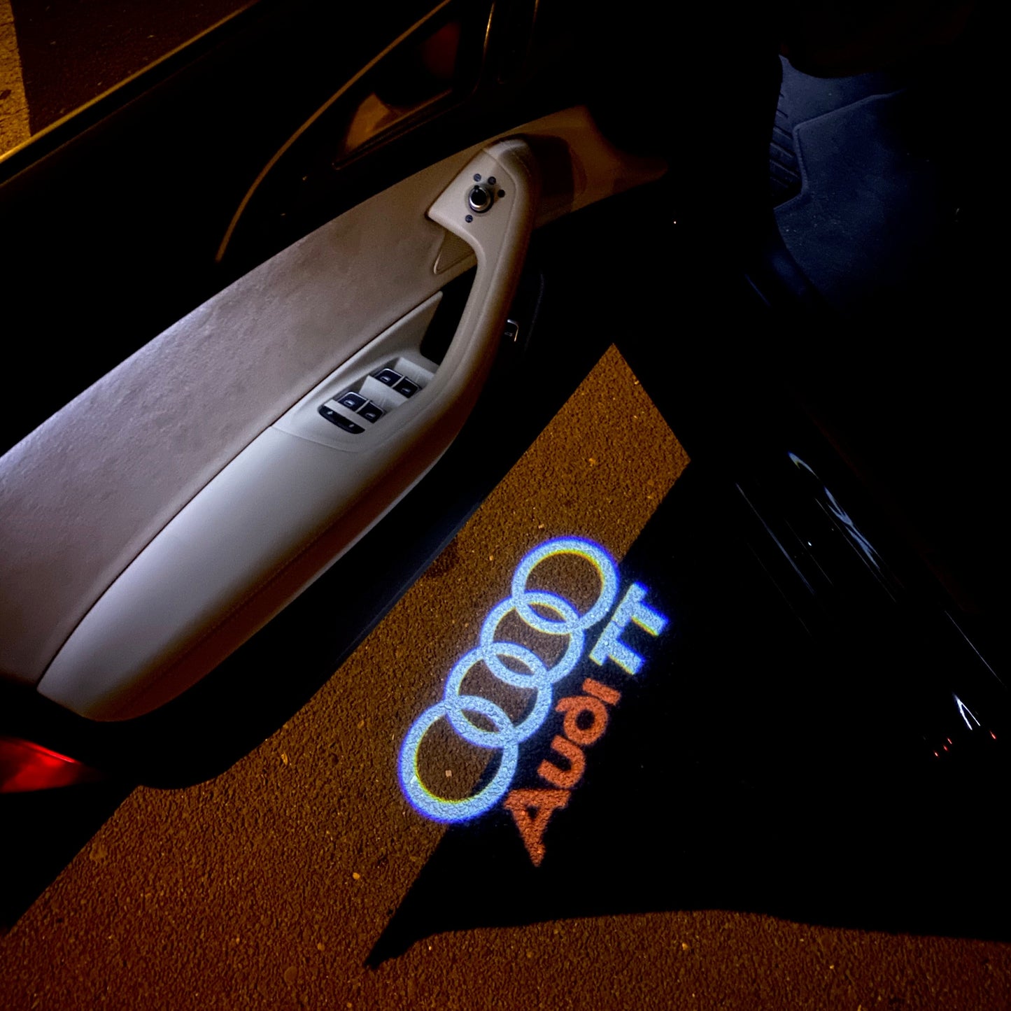 AUDI LOGO PROJECTOR LIGHTS Nr.107 (Menge 1 = 2 Logo Films / 2 Türlichter)