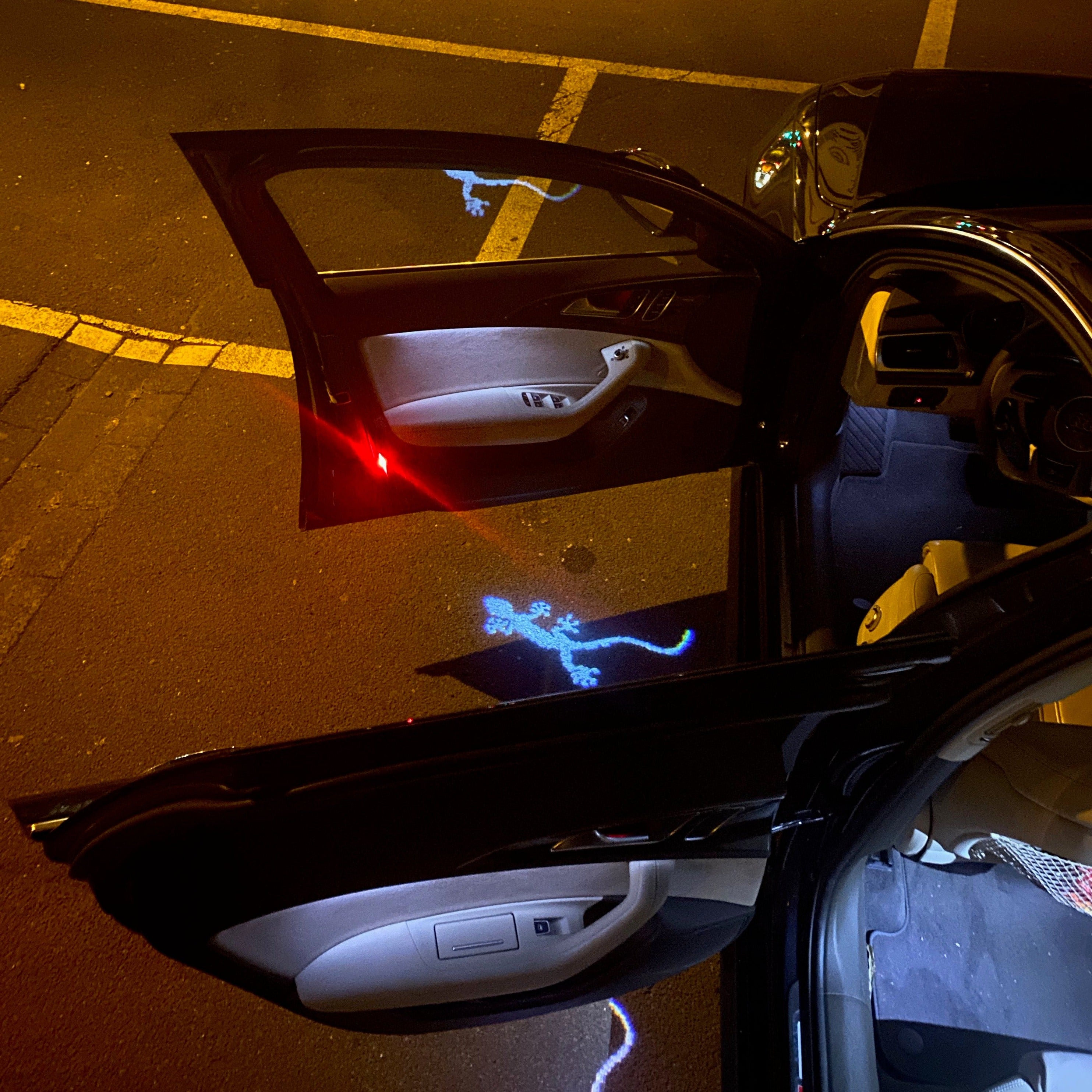 AUDI QUATTRO GECKO LOGO PROJEKTOT LIGHTS Nr.65 (Menge 1 = 2 Logo Films /2 Türlichter in der Kombi-Zone Nr.65289;