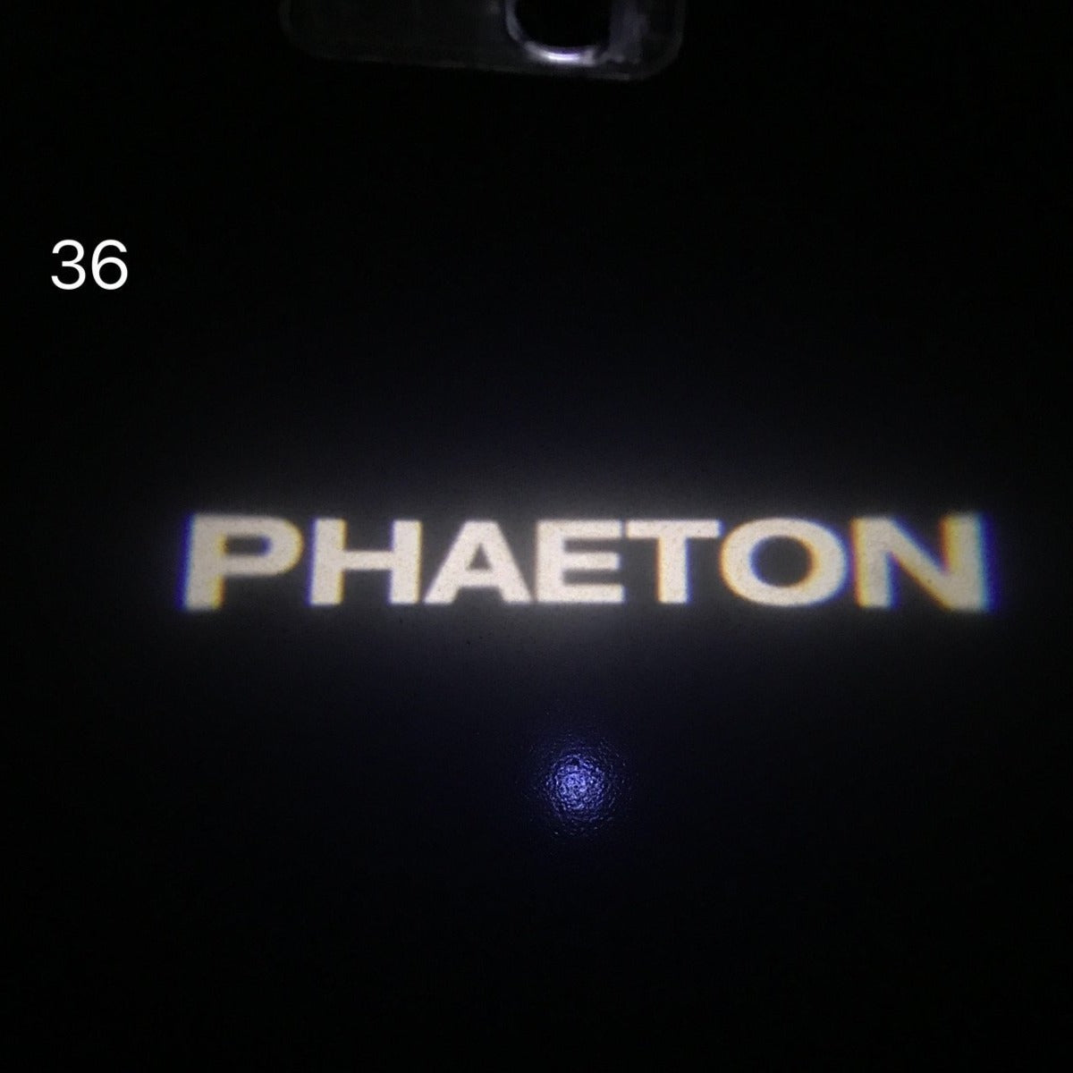 Volkswagen Luci porta PHAETON Logo Nr. 73 (quantità 1 = 2 Pellicole per logo / 2 luci porta）