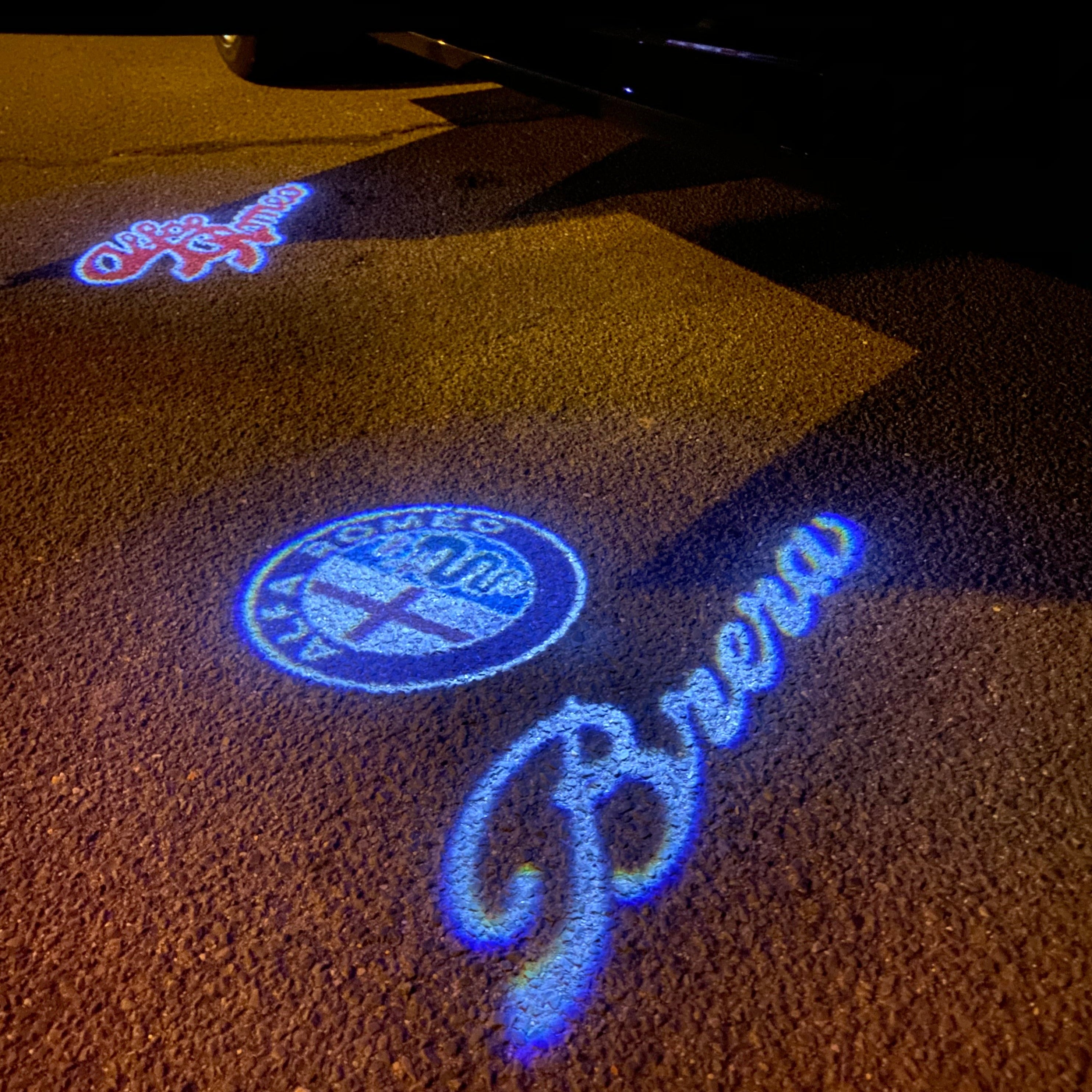 Alfa Romeo BRERA LOGO PROJECTOT LIGHTS Nr.103 (quantité 1 = 2 Logo Film / 2 feux de porte)