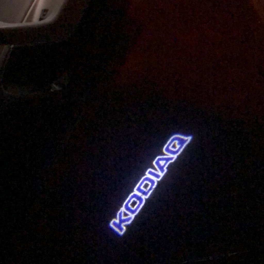 SKODA KODIAQ LOGO PROJECTOT LIGHTS Nr.98 (Menge 1 = 2 Logo Film/2 Türleuchten)