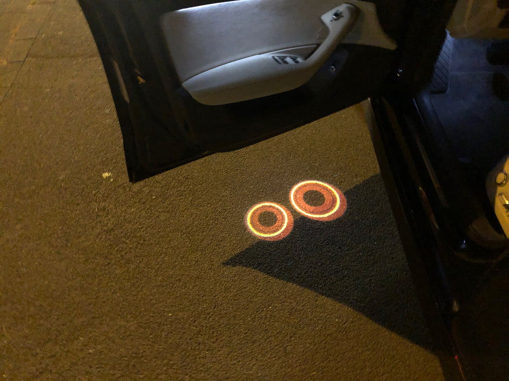 GTR-R35 LOGO PROJECTOR LIGHTS Nr.09 (الكمية 1 = 2 فيلم شعار / 2 باب)