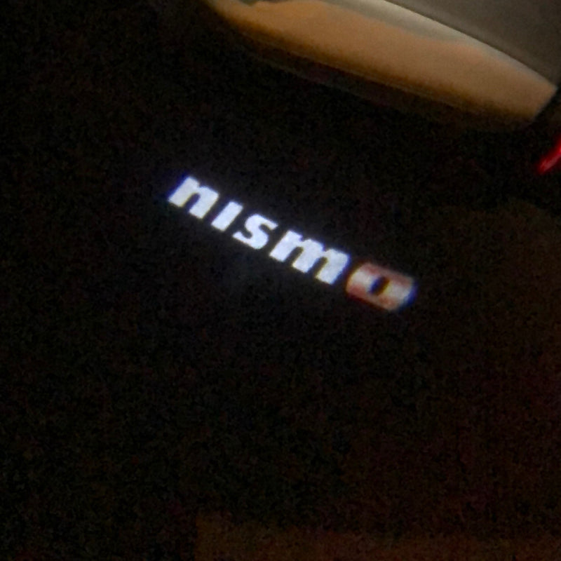 NISMO PROJECTOT LIGHTS Nr.11 (cantidad 1 = 2 películas con logotipo /2 luces de puerta)