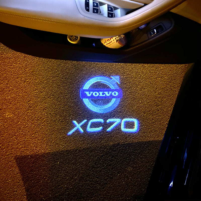 LUCES XC70 LOGO PROJECROTR Nr.18 (cantidad 1 = 2 Película con Logo / 2 luces de puerta)