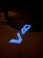 Volvo LOGO PROJECROTR LIGHTS Nr.114 (quantità 1 = 2 logo film / 2 luci porta)