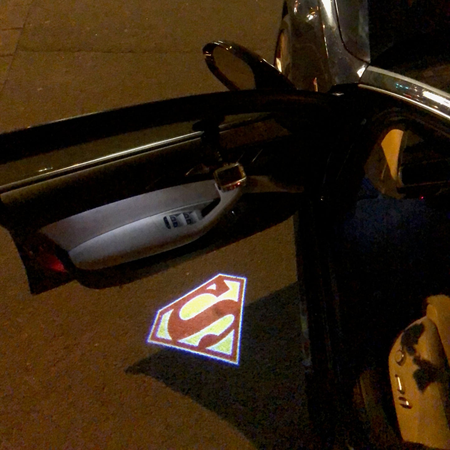 Super Man Logo Nr.241 (cantidad 1 = 2 películas con logo / 2 luces de puerta）