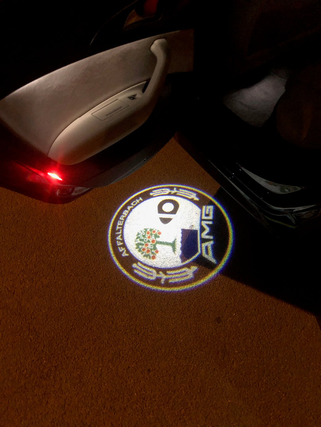 MERCEDES BENZ AMG LOGO PROJECTOT LIGHTS Nr.30 (Menge 1 = 1 Sets/2 Türleuchten)