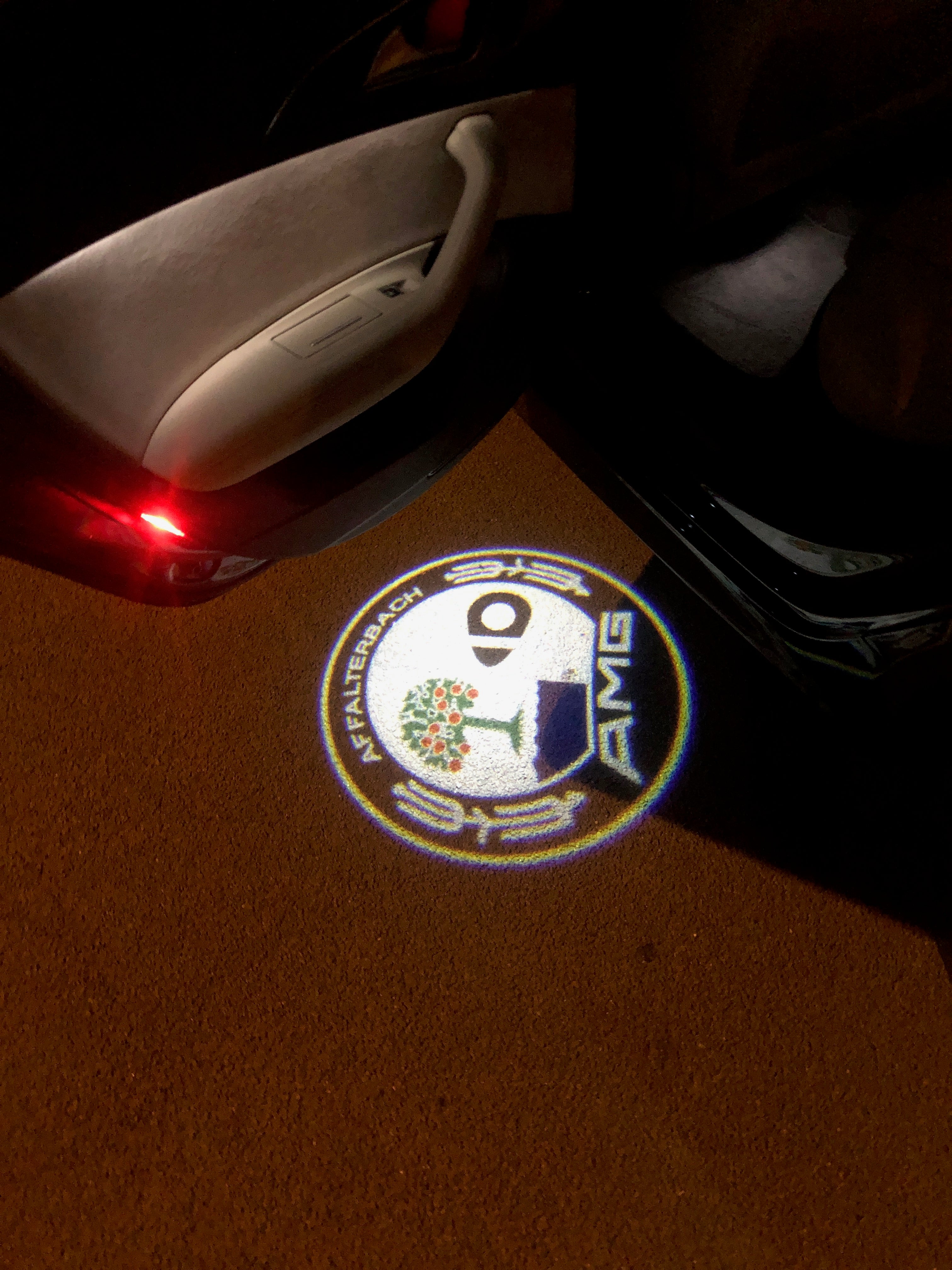 MERCEDES BENZ AMG LOGO PROJECTOT LIGHTS Nr.30 (Menge 1 = 1 Sets/2 Türleuchten)